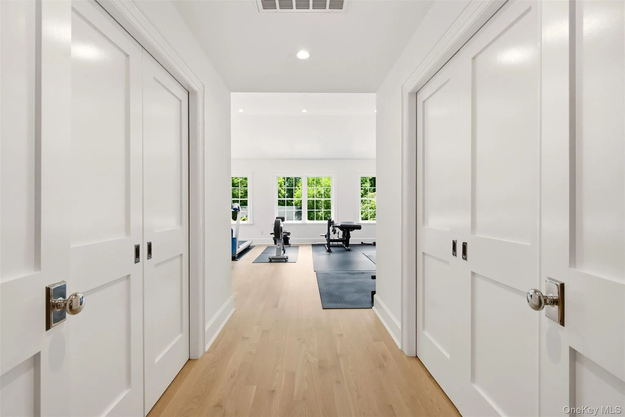 1920 Midlane, Oyster Bay, NY, 4 Bedrooms Bedrooms, 11 Rooms Rooms,3 BathroomsBathrooms,Residential,For Rent,Midlane,0,KEY1016504 1920 Midlane, Oyster Bay, NY, 4 Bedrooms Bedrooms, 11 Rooms Rooms,3 BathroomsBathrooms,Residential,For Rent,Midlane,0,KEY1016504
