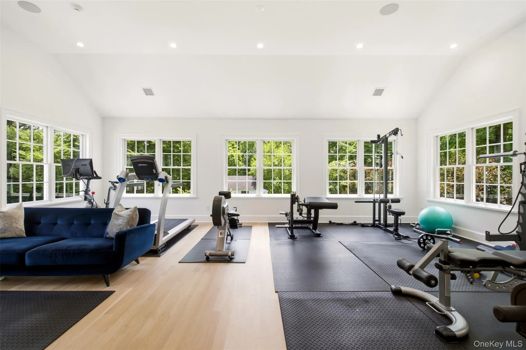 1920 Midlane, Oyster Bay, NY, 4 Bedrooms Bedrooms, 11 Rooms Rooms,3 BathroomsBathrooms,Residential,For Rent,Midlane,0,KEY1016504 1920 Midlane, Oyster Bay, NY, 4 Bedrooms Bedrooms, 11 Rooms Rooms,3 BathroomsBathrooms,Residential,For Rent,Midlane,0,KEY1016504
