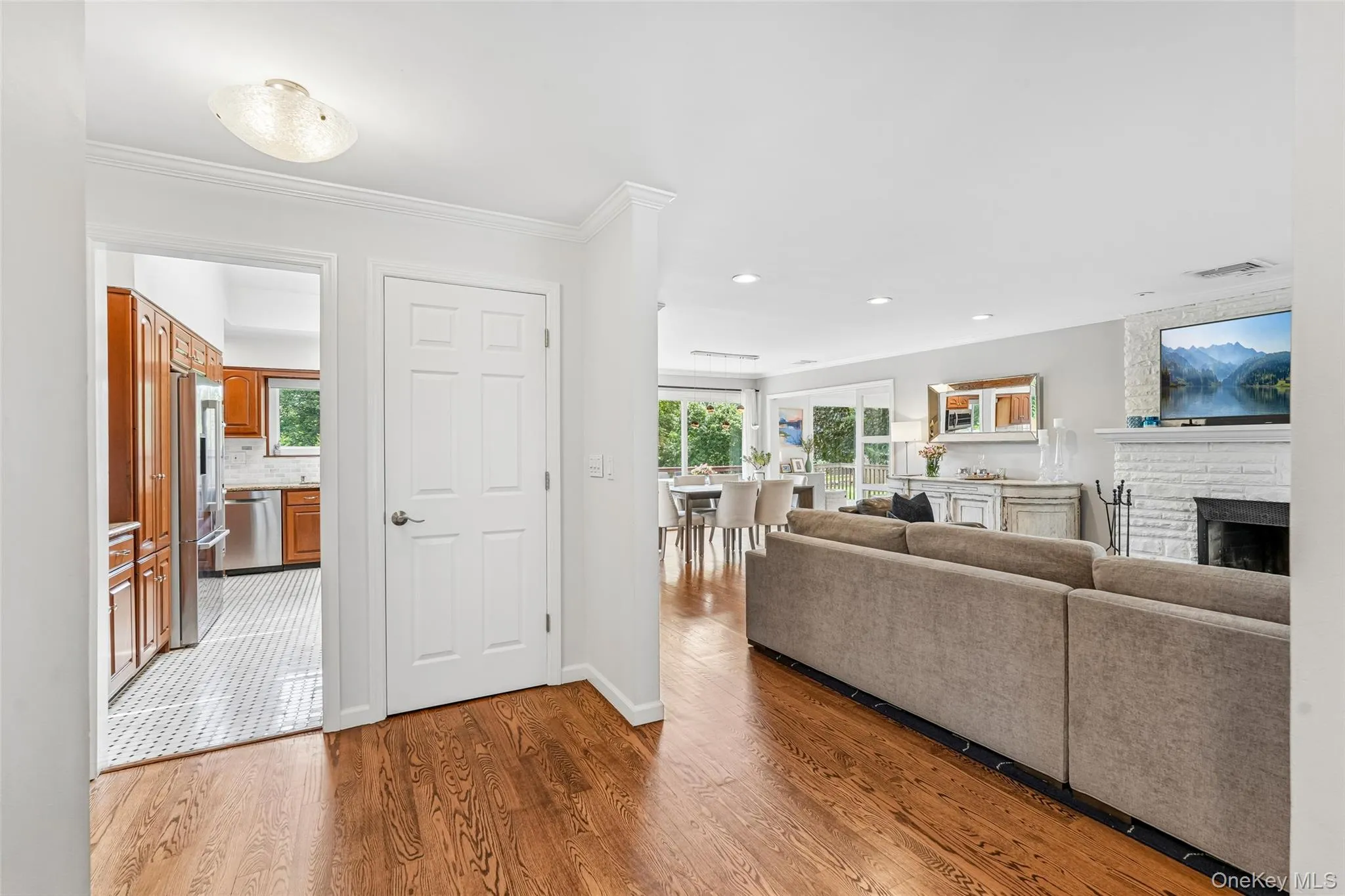 335 Strawtown Road, Clarkstown, NY, 3 Bedrooms Bedrooms, 7 Rooms Rooms,2 BathroomsBathrooms,Residential,For Rent,Strawtown,0,1016507 335 Strawtown Road, Clarkstown, NY, 3 Bedrooms Bedrooms, 7 Rooms Rooms,2 BathroomsBathrooms,Residential,For Rent,Strawtown,0,1016507