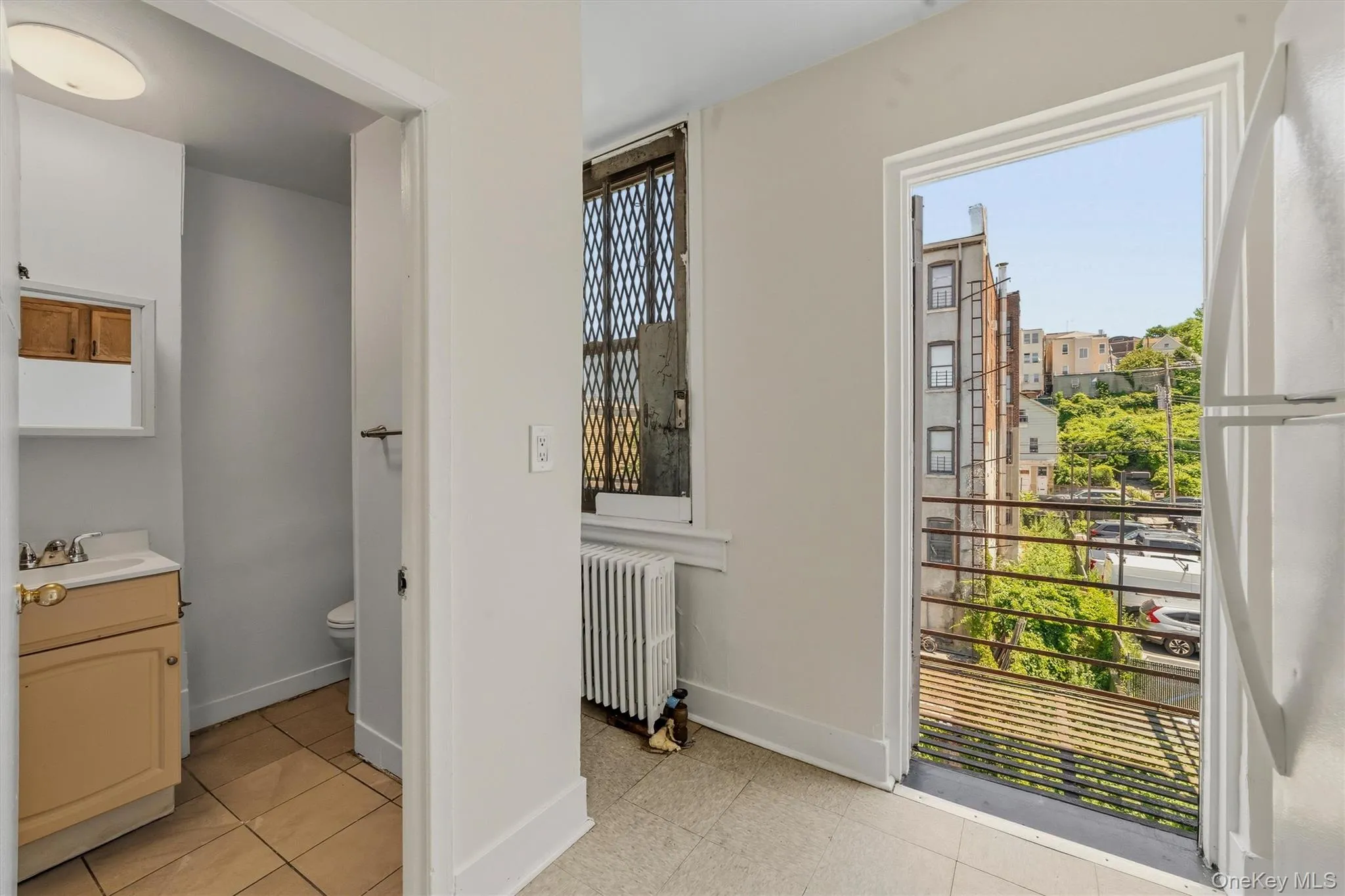 158 Willow Street, Yonkers, NY, 2 Bedrooms Bedrooms, 4 Rooms Rooms,1 BathroomBathrooms,Residential Lease,For Rent,Willow,0,1016511 158 Willow Street, Yonkers, NY, 2 Bedrooms Bedrooms, 4 Rooms Rooms,1 BathroomBathrooms,Residential Lease,For Rent,Willow,0,1016511