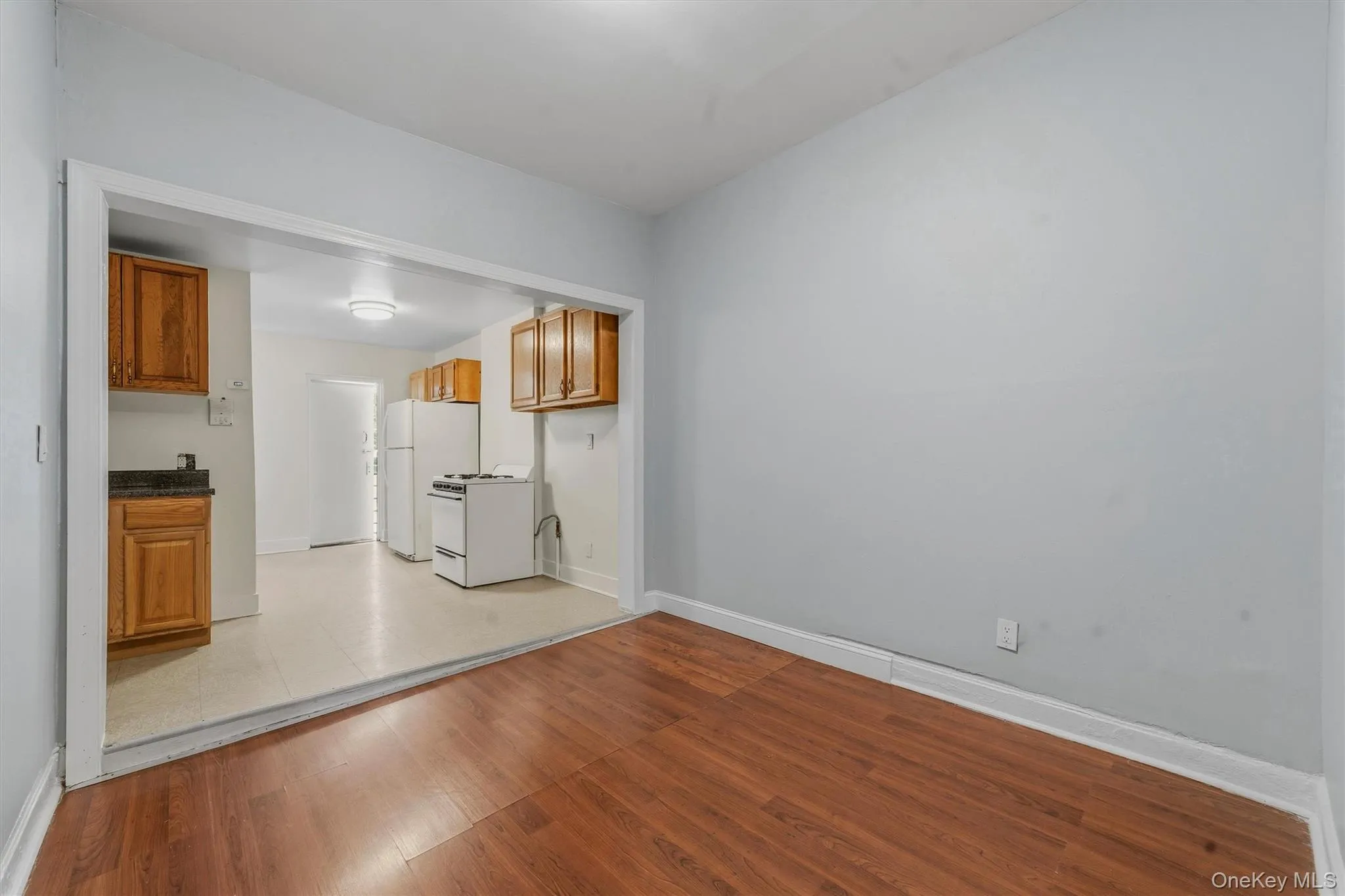 158 Willow Street, Yonkers, NY, 2 Bedrooms Bedrooms, 4 Rooms Rooms,1 BathroomBathrooms,Residential Lease,For Rent,Willow,0,1016511 158 Willow Street, Yonkers, NY, 2 Bedrooms Bedrooms, 4 Rooms Rooms,1 BathroomBathrooms,Residential Lease,For Rent,Willow,0,1016511