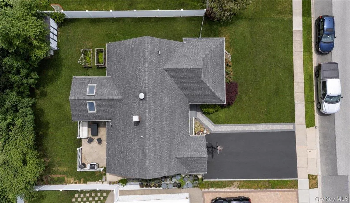 512 Farmranch Road, Oyster Bay, NY, 3 Bedrooms Bedrooms, 7 Rooms Rooms,1 BathroomBathrooms,Residential,For Rent,Farmranch,0,KEY1016513 512 Farmranch Road, Oyster Bay, NY, 3 Bedrooms Bedrooms, 7 Rooms Rooms,1 BathroomBathrooms,Residential,For Rent,Farmranch,0,KEY1016513