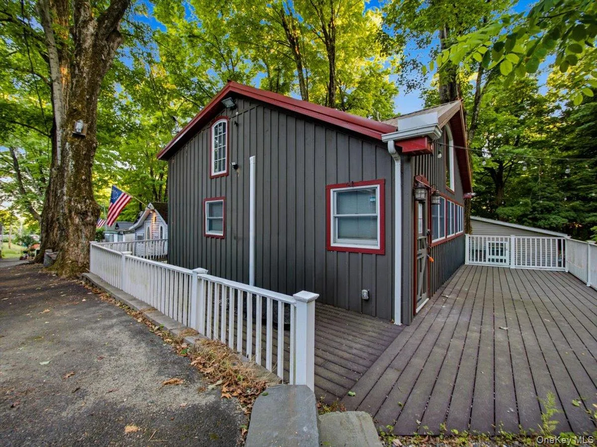 266 Sylvan Lake Rd, Beekman, NY, 2 Bedrooms Bedrooms, 6 Rooms Rooms,1 BathroomBathrooms,Residential,For Rent,Sylvan Lake Rd,0,1016530 266 Sylvan Lake Rd, Beekman, NY, 2 Bedrooms Bedrooms, 6 Rooms Rooms,1 BathroomBathrooms,Residential,For Rent,Sylvan Lake Rd,0,1016530