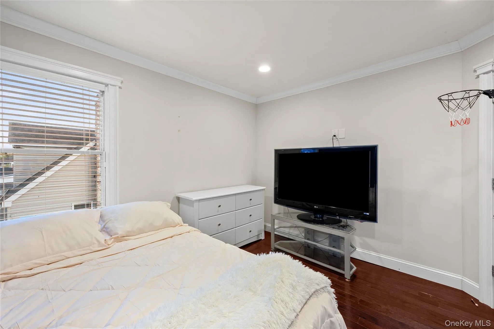 122 Linton Avenue, Babylon, NY, 4 Bedrooms Bedrooms, 9 Rooms Rooms,2 BathroomsBathrooms,Residential,For Rent,Linton,0,KEY1016531 122 Linton Avenue, Babylon, NY, 4 Bedrooms Bedrooms, 9 Rooms Rooms,2 BathroomsBathrooms,Residential,For Rent,Linton,0,KEY1016531