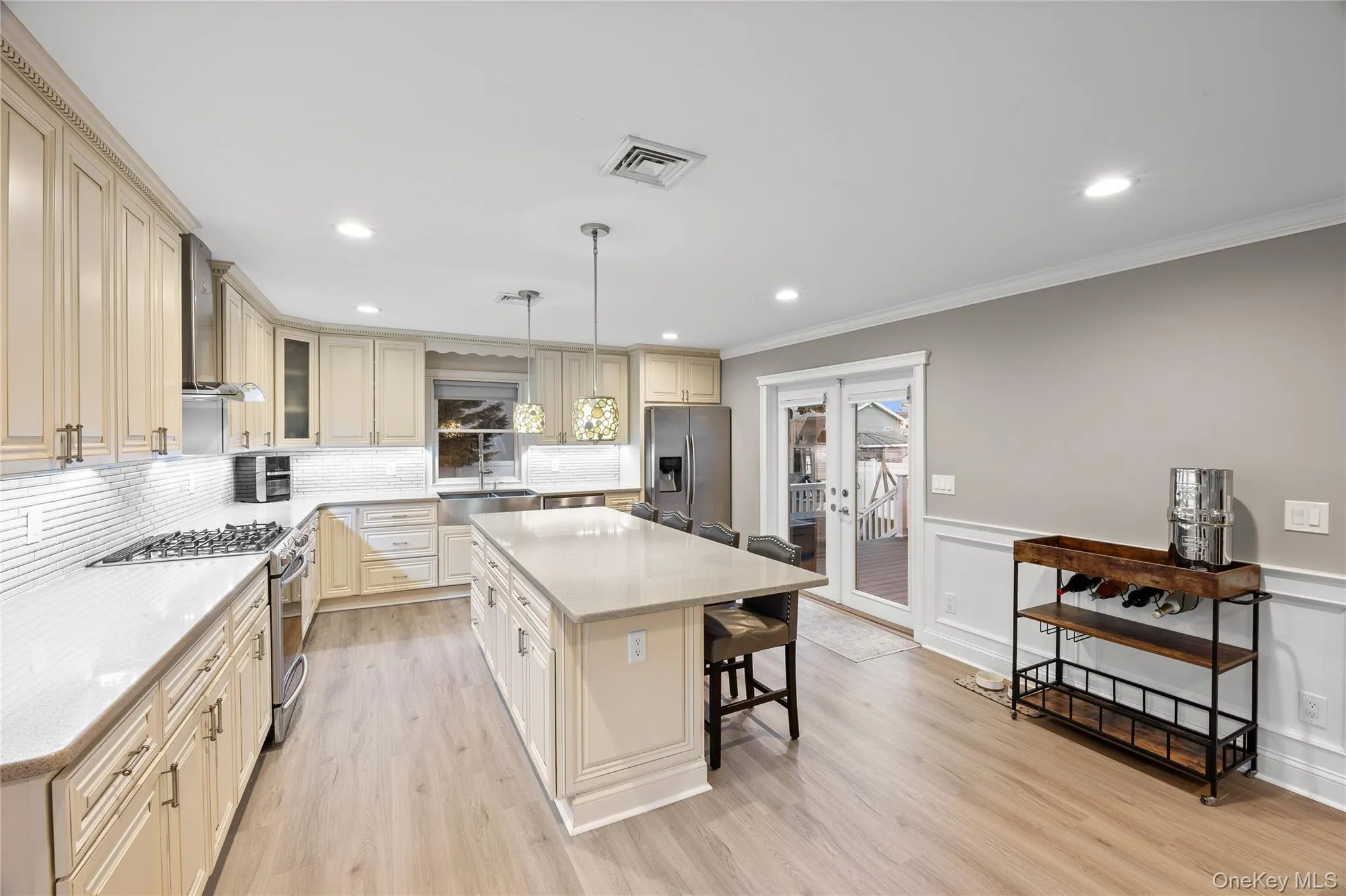 122 Linton Avenue, Babylon, NY, 4 Bedrooms Bedrooms, 9 Rooms Rooms,2 BathroomsBathrooms,Residential,For Rent,Linton,0,KEY1016531 122 Linton Avenue, Babylon, NY, 4 Bedrooms Bedrooms, 9 Rooms Rooms,2 BathroomsBathrooms,Residential,For Rent,Linton,0,KEY1016531