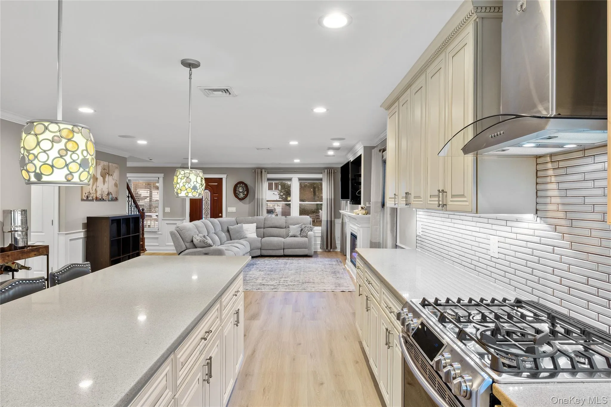 122 Linton Avenue, Babylon, NY, 4 Bedrooms Bedrooms, 9 Rooms Rooms,2 BathroomsBathrooms,Residential,For Rent,Linton,0,KEY1016531 122 Linton Avenue, Babylon, NY, 4 Bedrooms Bedrooms, 9 Rooms Rooms,2 BathroomsBathrooms,Residential,For Rent,Linton,0,KEY1016531