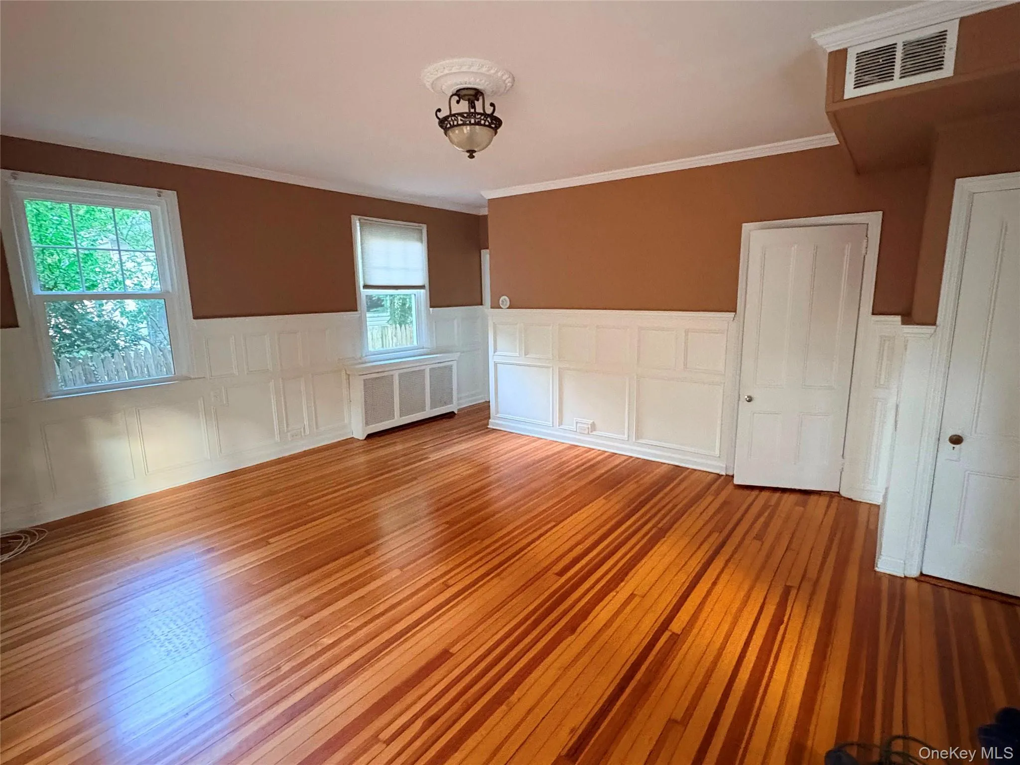 6 Tower Rd, Glen Cove, NY, 2 Bedrooms Bedrooms, 4 Rooms Rooms,1 BathroomBathrooms,Residential Lease,For Rent,Tower Rd,0,1016532 6 Tower Rd, Glen Cove, NY, 2 Bedrooms Bedrooms, 4 Rooms Rooms,1 BathroomBathrooms,Residential Lease,For Rent,Tower Rd,0,1016532