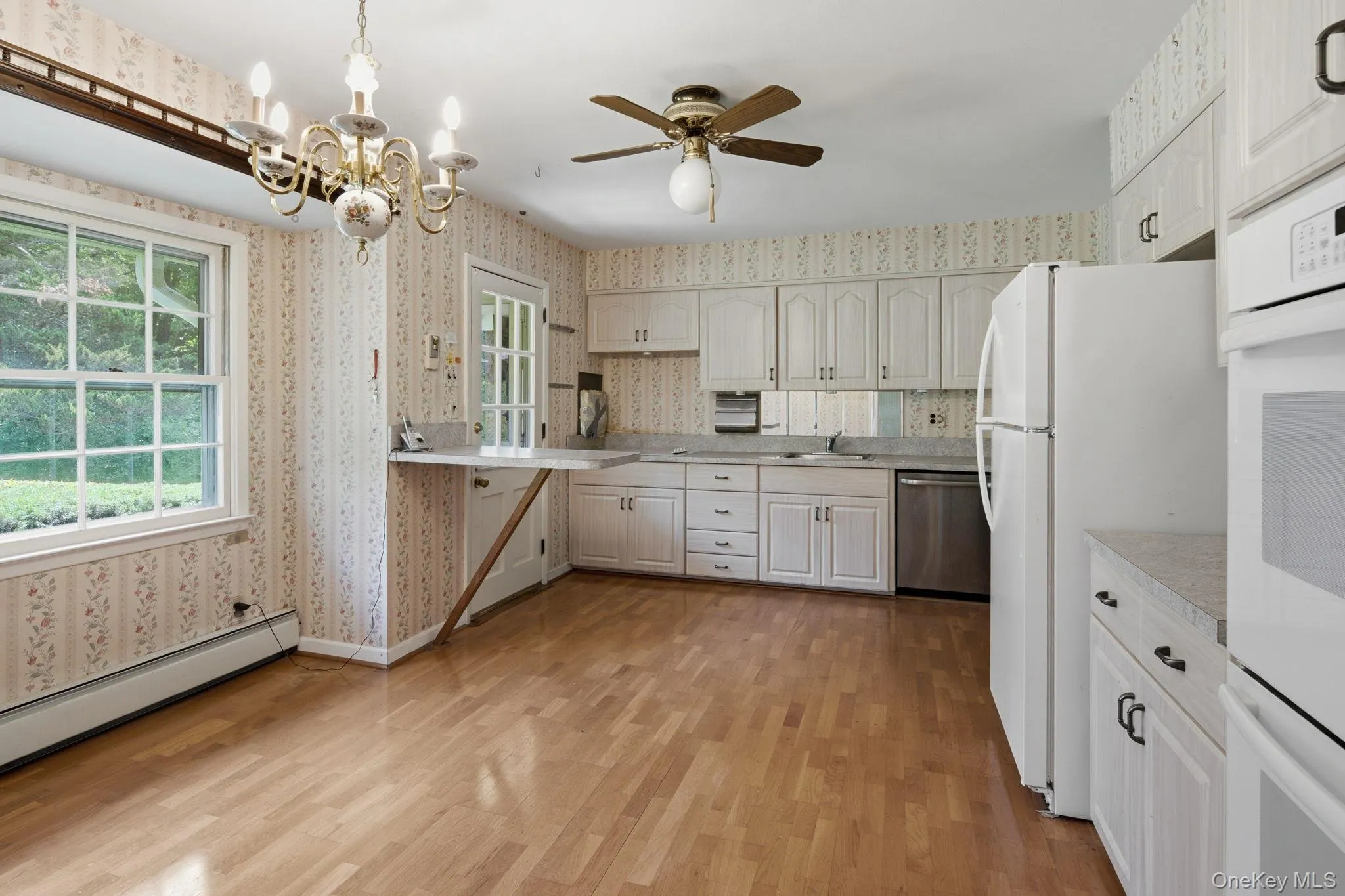 209 Southdown Road, Huntington, NY, 5 Bedrooms Bedrooms, 9 Rooms Rooms,3 BathroomsBathrooms,Residential,For Rent,Southdown,0,1016534 209 Southdown Road, Huntington, NY, 5 Bedrooms Bedrooms, 9 Rooms Rooms,3 BathroomsBathrooms,Residential,For Rent,Southdown,0,1016534