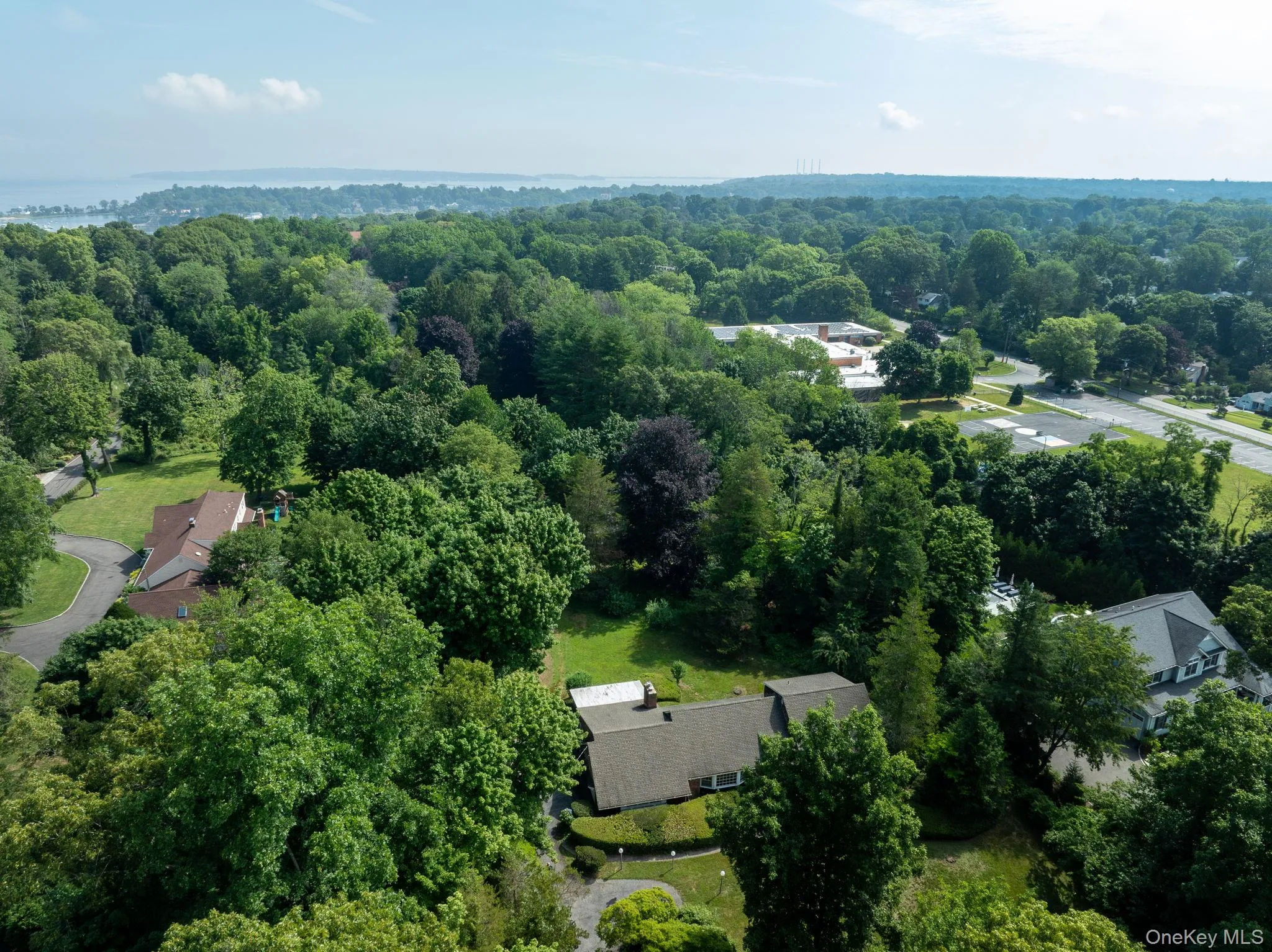 209 Southdown Road, Huntington, NY, 5 Bedrooms Bedrooms, 9 Rooms Rooms,3 BathroomsBathrooms,Residential,For Rent,Southdown,0,1016534 209 Southdown Road, Huntington, NY, 5 Bedrooms Bedrooms, 9 Rooms Rooms,3 BathroomsBathrooms,Residential,For Rent,Southdown,0,1016534
