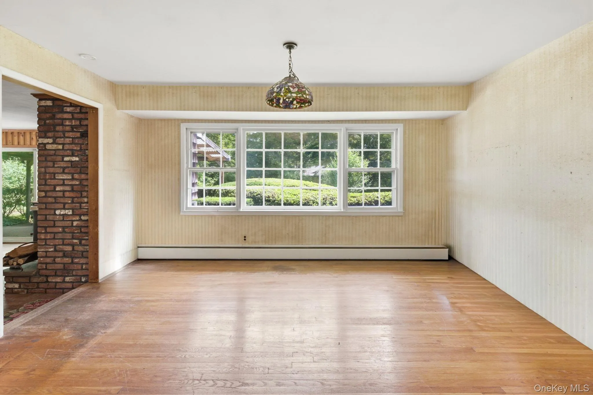 209 Southdown Road, Huntington, NY, 5 Bedrooms Bedrooms, 9 Rooms Rooms,3 BathroomsBathrooms,Residential,For Rent,Southdown,0,1016534 209 Southdown Road, Huntington, NY, 5 Bedrooms Bedrooms, 9 Rooms Rooms,3 BathroomsBathrooms,Residential,For Rent,Southdown,0,1016534