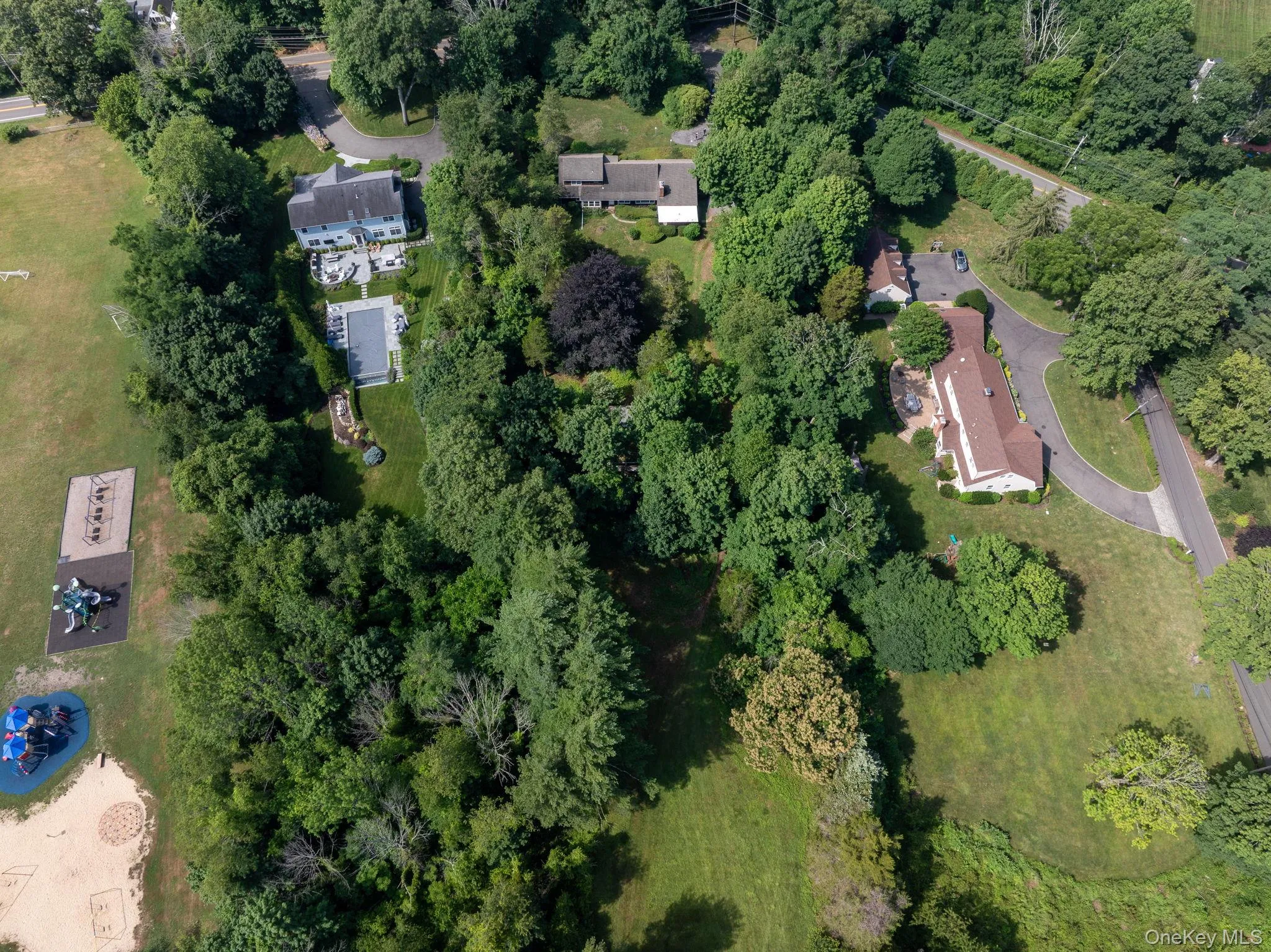 209 Southdown Road, Huntington, NY, 5 Bedrooms Bedrooms, 9 Rooms Rooms,3 BathroomsBathrooms,Residential,For Rent,Southdown,0,1016534 209 Southdown Road, Huntington, NY, 5 Bedrooms Bedrooms, 9 Rooms Rooms,3 BathroomsBathrooms,Residential,For Rent,Southdown,0,1016534