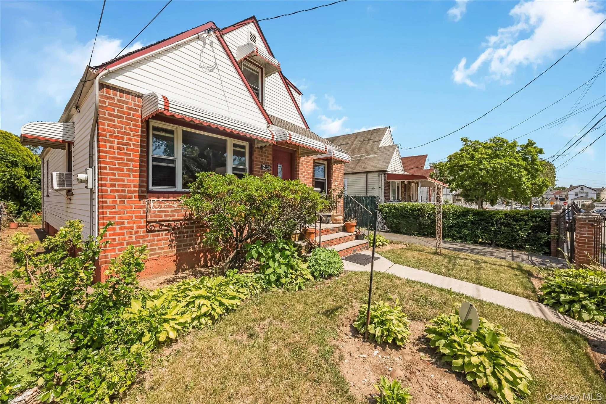 12135 Milburn Street, New York, NY, 5 Bedrooms Bedrooms, 8 Rooms Rooms,2 BathroomsBathrooms,Residential,For Rent,Milburn,0,KEY1016536 12135 Milburn Street, New York, NY, 5 Bedrooms Bedrooms, 8 Rooms Rooms,2 BathroomsBathrooms,Residential,For Rent,Milburn,0,KEY1016536