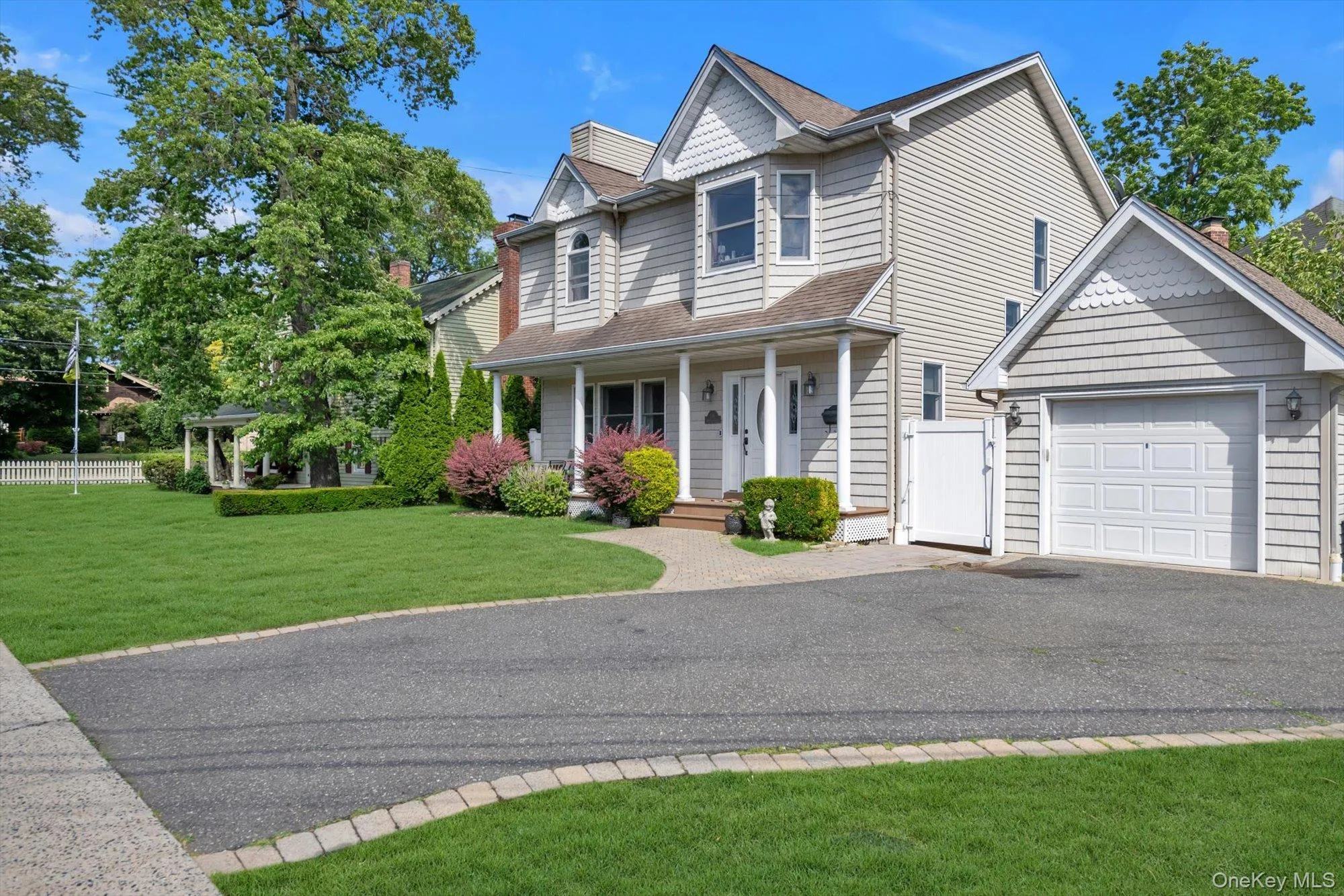 146 Melville Road, Oyster Bay, NY, 3 Bedrooms Bedrooms, 7 Rooms Rooms,2 BathroomsBathrooms,Residential,For Rent,Melville,0,KEY1016544 146 Melville Road, Oyster Bay, NY, 3 Bedrooms Bedrooms, 7 Rooms Rooms,2 BathroomsBathrooms,Residential,For Rent,Melville,0,KEY1016544