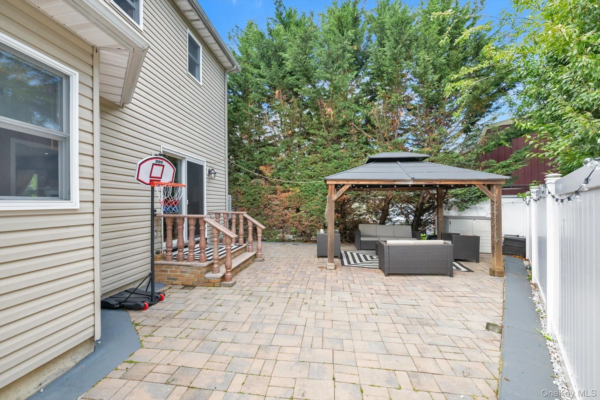 146 Melville Road, Oyster Bay, NY, 3 Bedrooms Bedrooms, 7 Rooms Rooms,2 BathroomsBathrooms,Residential,For Rent,Melville,0,KEY1016544 146 Melville Road, Oyster Bay, NY, 3 Bedrooms Bedrooms, 7 Rooms Rooms,2 BathroomsBathrooms,Residential,For Rent,Melville,0,KEY1016544