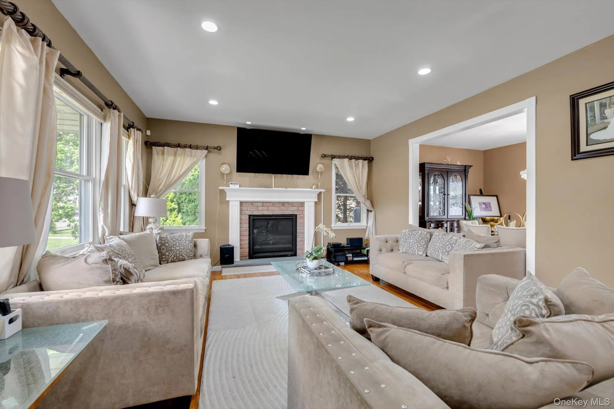 146 Melville Road, Oyster Bay, NY, 3 Bedrooms Bedrooms, 7 Rooms Rooms,2 BathroomsBathrooms,Residential,For Rent,Melville,0,KEY1016544 146 Melville Road, Oyster Bay, NY, 3 Bedrooms Bedrooms, 7 Rooms Rooms,2 BathroomsBathrooms,Residential,For Rent,Melville,0,KEY1016544