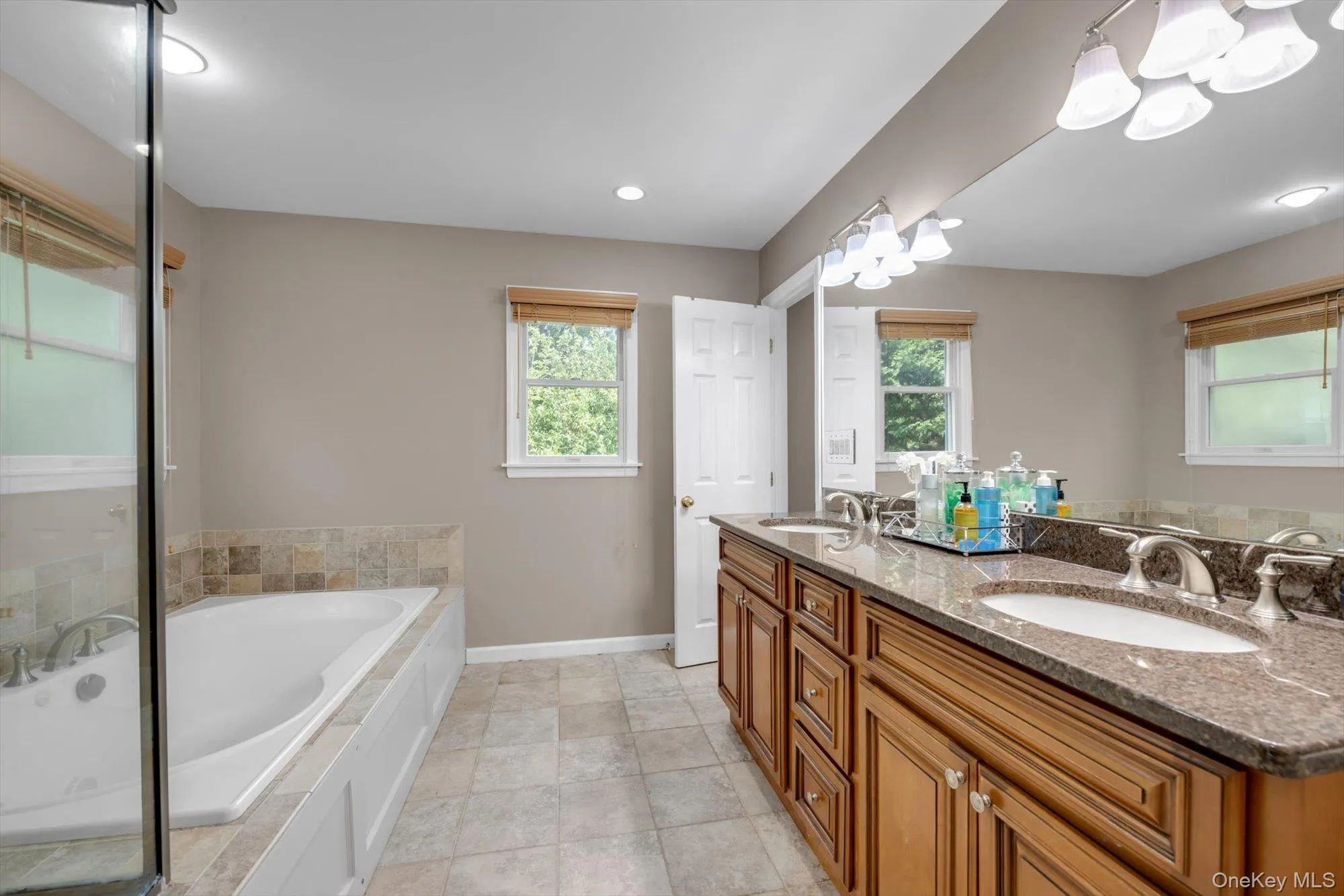 146 Melville Road, Oyster Bay, NY, 3 Bedrooms Bedrooms, 7 Rooms Rooms,2 BathroomsBathrooms,Residential,For Rent,Melville,0,KEY1016544 146 Melville Road, Oyster Bay, NY, 3 Bedrooms Bedrooms, 7 Rooms Rooms,2 BathroomsBathrooms,Residential,For Rent,Melville,0,KEY1016544