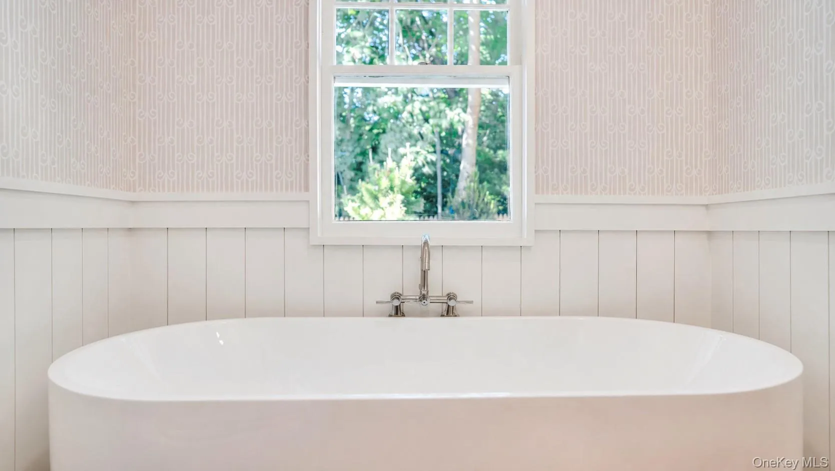 149 Accabonac Road, East Hampton, NY, 2 Bedrooms Bedrooms, 5 Rooms Rooms,2 BathroomsBathrooms,Residential,For Rent,Accabonac,0,1016550 149 Accabonac Road, East Hampton, NY, 2 Bedrooms Bedrooms, 5 Rooms Rooms,2 BathroomsBathrooms,Residential,For Rent,Accabonac,0,1016550
