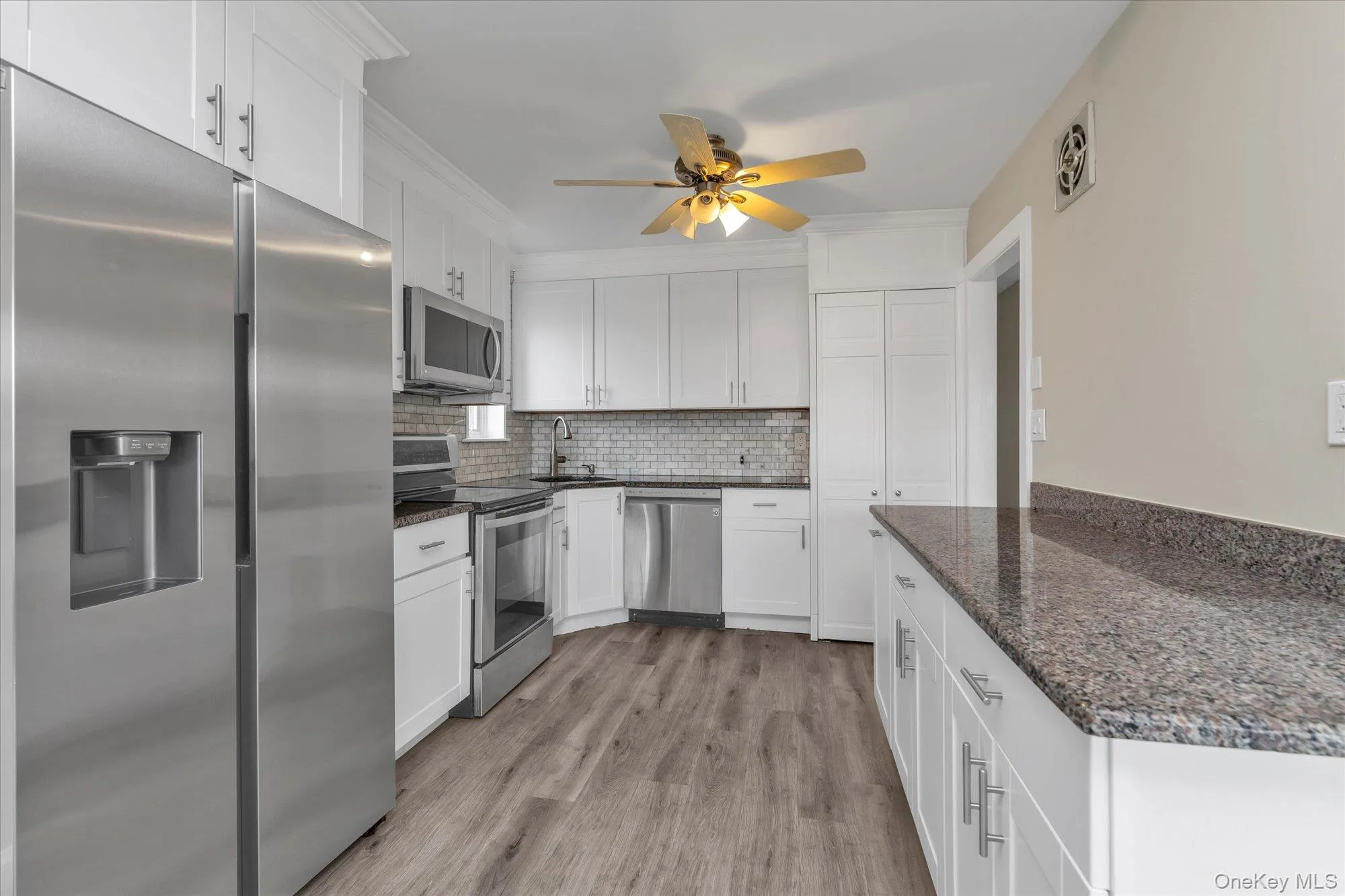 750 Lido Boulevard, Hempstead, NY, 2 Bedrooms Bedrooms, 7 Rooms Rooms,2 BathroomsBathrooms,Residential,For Rent,Lido,0,1016552 750 Lido Boulevard, Hempstead, NY, 2 Bedrooms Bedrooms, 7 Rooms Rooms,2 BathroomsBathrooms,Residential,For Rent,Lido,0,1016552