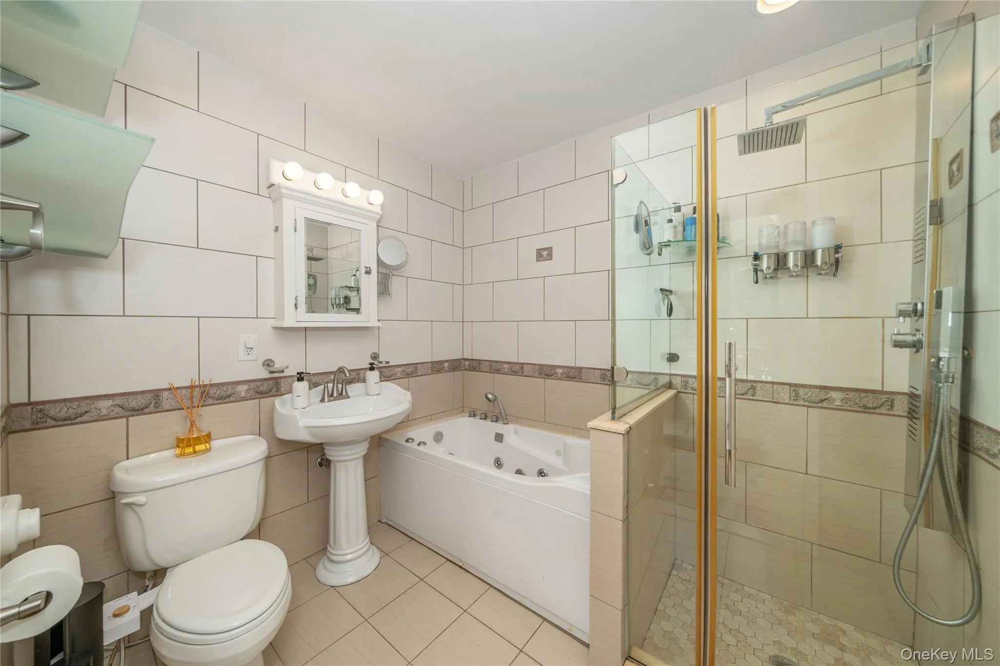 3816 Waldo Avenue, New York, NY, 3 Bedrooms Bedrooms, 6 Rooms Rooms,2 BathroomsBathrooms,Residential,For Rent,Waldo,0,1016554 3816 Waldo Avenue, New York, NY, 3 Bedrooms Bedrooms, 6 Rooms Rooms,2 BathroomsBathrooms,Residential,For Rent,Waldo,0,1016554