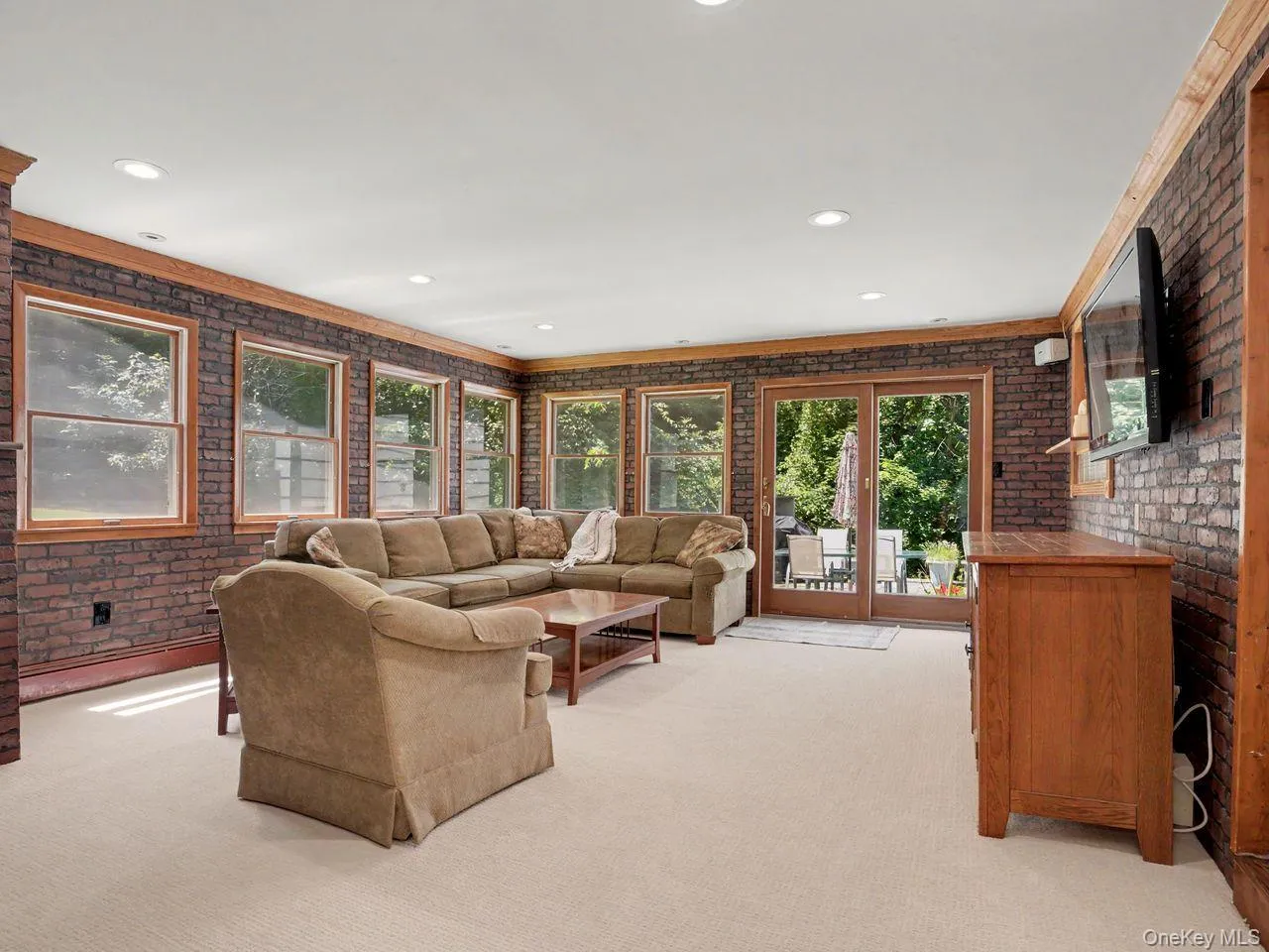 11 Leona Drive, Southeast, NY, 4 Bedrooms Bedrooms, 9 Rooms Rooms,2 BathroomsBathrooms,Residential,For Rent,Leona,0,KEY1016557 11 Leona Drive, Southeast, NY, 4 Bedrooms Bedrooms, 9 Rooms Rooms,2 BathroomsBathrooms,Residential,For Rent,Leona,0,KEY1016557