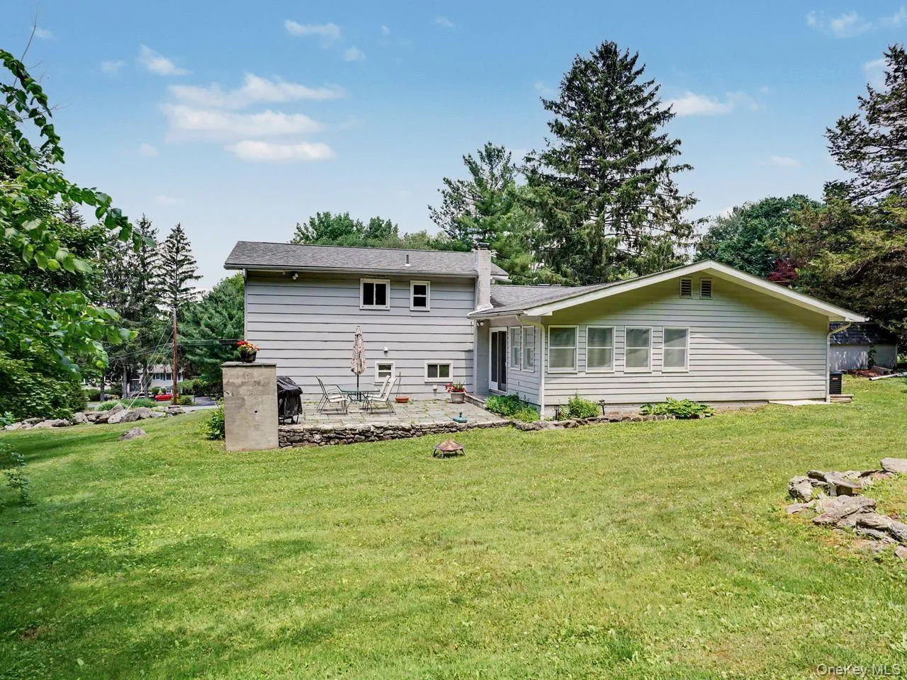 11 Leona Drive, Southeast, NY, 4 Bedrooms Bedrooms, 9 Rooms Rooms,2 BathroomsBathrooms,Residential,For Rent,Leona,0,KEY1016557 11 Leona Drive, Southeast, NY, 4 Bedrooms Bedrooms, 9 Rooms Rooms,2 BathroomsBathrooms,Residential,For Rent,Leona,0,KEY1016557