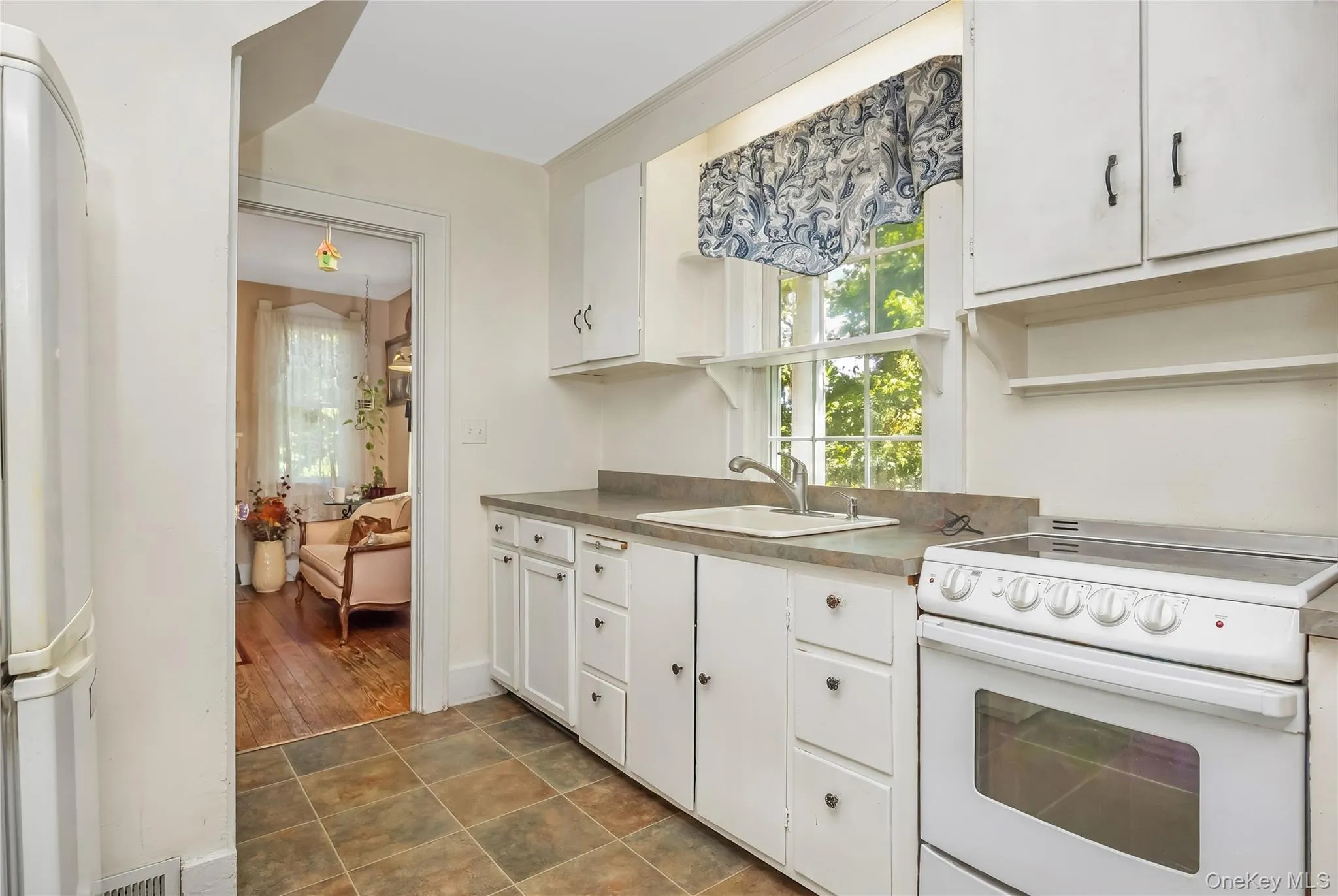 12 Valkyr Road, Brookhaven, NY, 2 Bedrooms Bedrooms, 4 Rooms Rooms,1 BathroomBathrooms,Residential,For Rent,Valkyr,0,1016560 12 Valkyr Road, Brookhaven, NY, 2 Bedrooms Bedrooms, 4 Rooms Rooms,1 BathroomBathrooms,Residential,For Rent,Valkyr,0,1016560