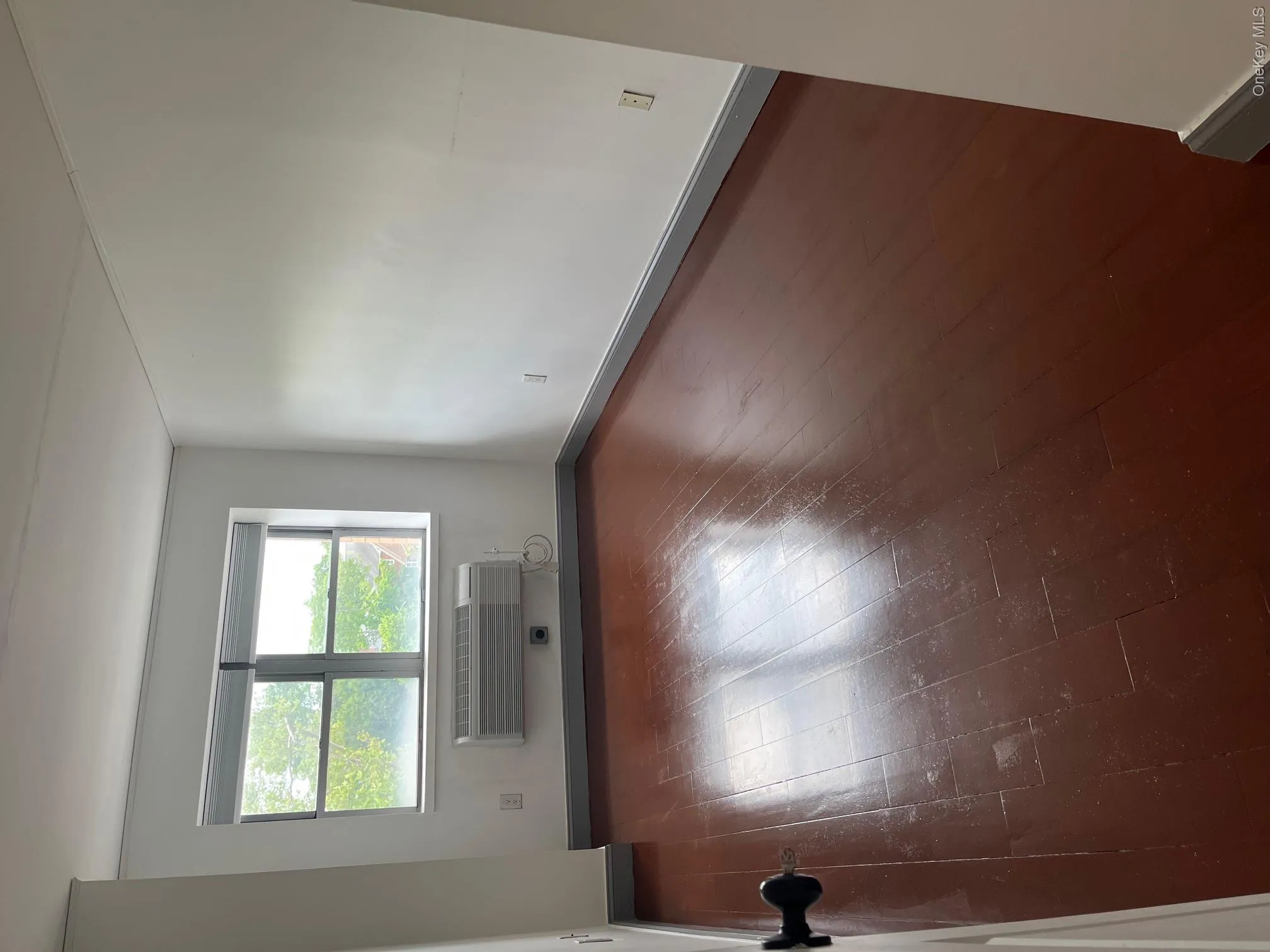 143-41 84th Drive, New York, NY, 1 Bedroom Bedrooms, 3 Rooms Rooms,1 BathroomBathrooms,Residential,For Rent,84th,0,KEY1016562 143-41 84th Drive, New York, NY, 1 Bedroom Bedrooms, 3 Rooms Rooms,1 BathroomBathrooms,Residential,For Rent,84th,0,KEY1016562