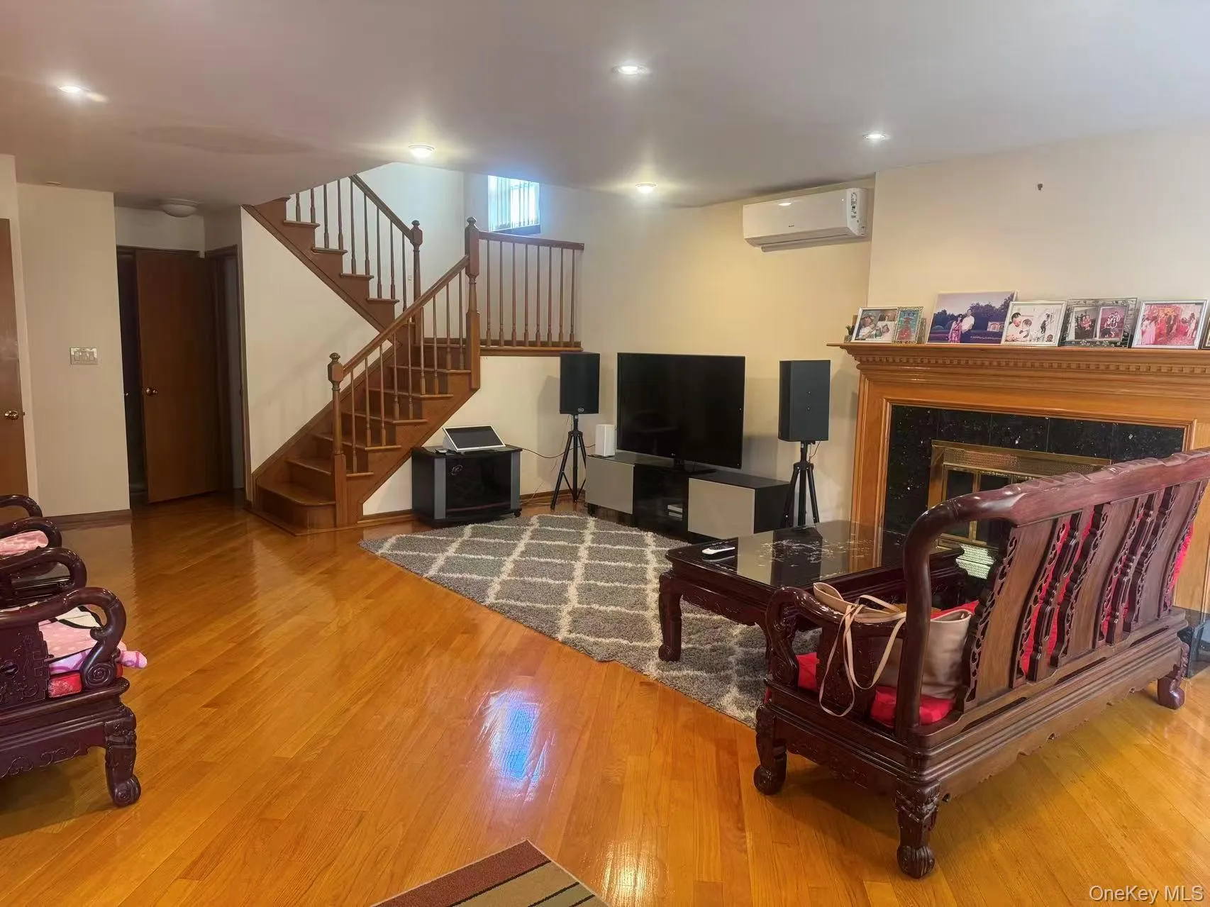 250-56 39th Road, New York, NY, 4 Bedrooms Bedrooms, 7 Rooms Rooms,3 BathroomsBathrooms,Residential,For Rent,39th,0,1016564 250-56 39th Road, New York, NY, 4 Bedrooms Bedrooms, 7 Rooms Rooms,3 BathroomsBathrooms,Residential,For Rent,39th,0,1016564