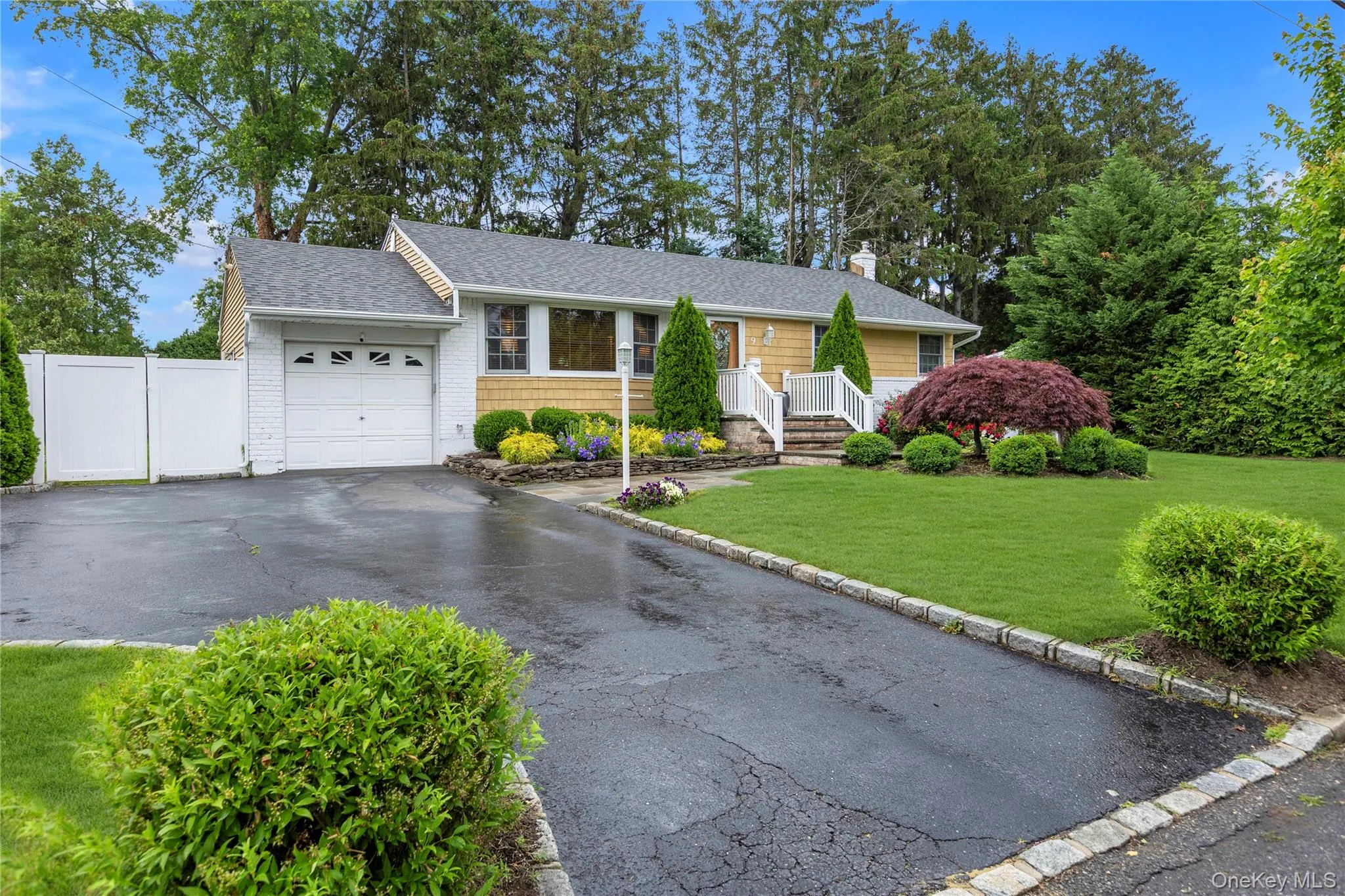 9 Carrol Place, Huntington, NY, 3 Bedrooms Bedrooms, 7 Rooms Rooms,1 BathroomBathrooms,Residential,For Rent,Carrol,0,1016565 9 Carrol Place, Huntington, NY, 3 Bedrooms Bedrooms, 7 Rooms Rooms,1 BathroomBathrooms,Residential,For Rent,Carrol,0,1016565