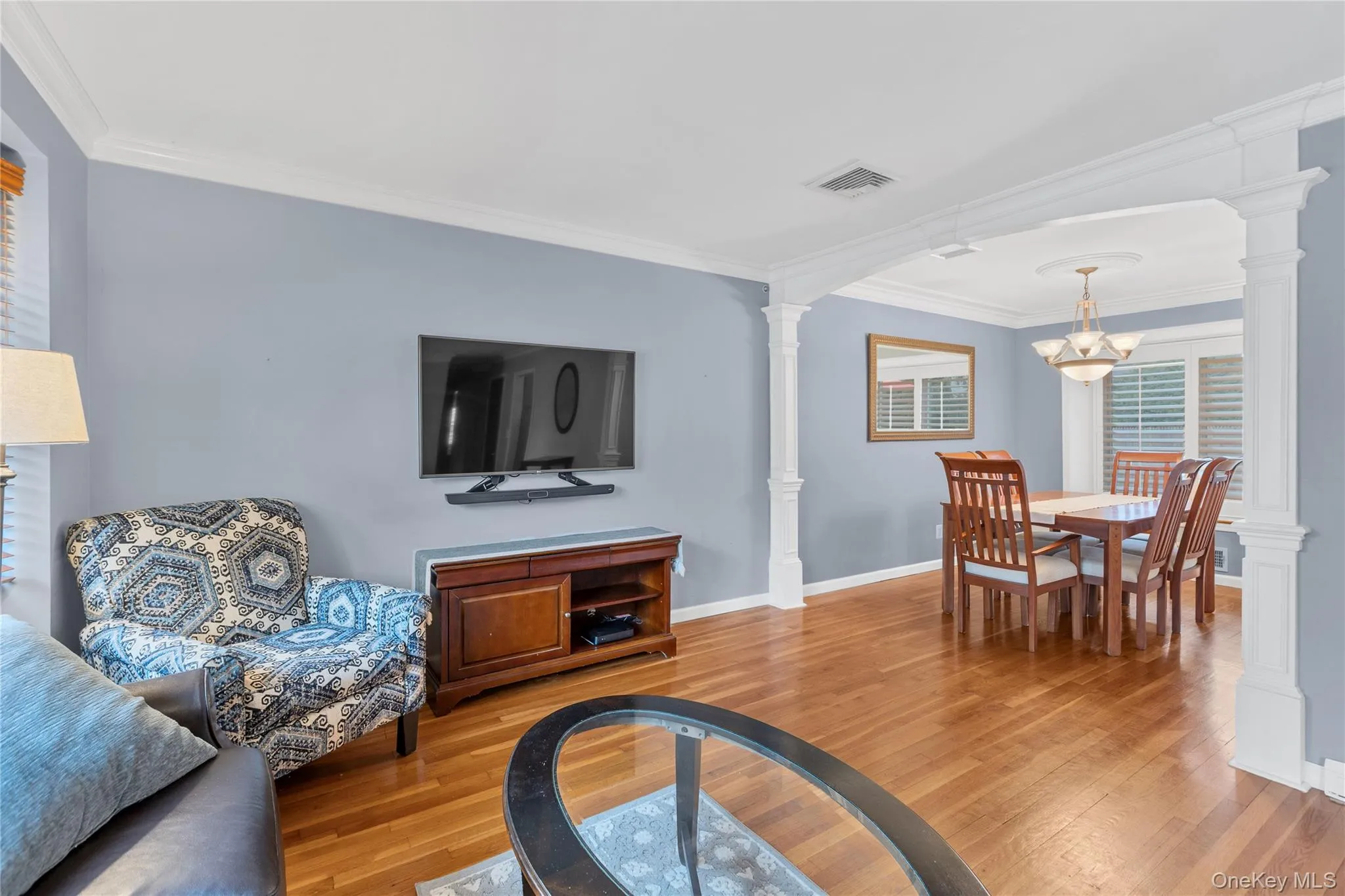 9 Carrol Place, Huntington, NY, 3 Bedrooms Bedrooms, 7 Rooms Rooms,1 BathroomBathrooms,Residential,For Rent,Carrol,0,1016565 9 Carrol Place, Huntington, NY, 3 Bedrooms Bedrooms, 7 Rooms Rooms,1 BathroomBathrooms,Residential,For Rent,Carrol,0,1016565