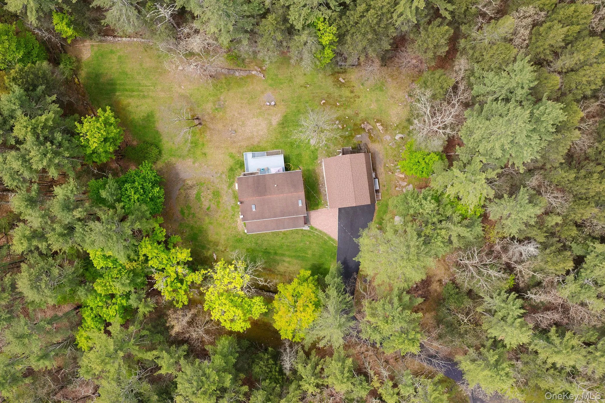 2013 County Road 3, Olive, NY, 3 Bedrooms Bedrooms, 10 Rooms Rooms,2 BathroomsBathrooms,Residential,For Rent,County Road 3,0,KEY1016566 2013 County Road 3, Olive, NY, 3 Bedrooms Bedrooms, 10 Rooms Rooms,2 BathroomsBathrooms,Residential,For Rent,County Road 3,0,KEY1016566