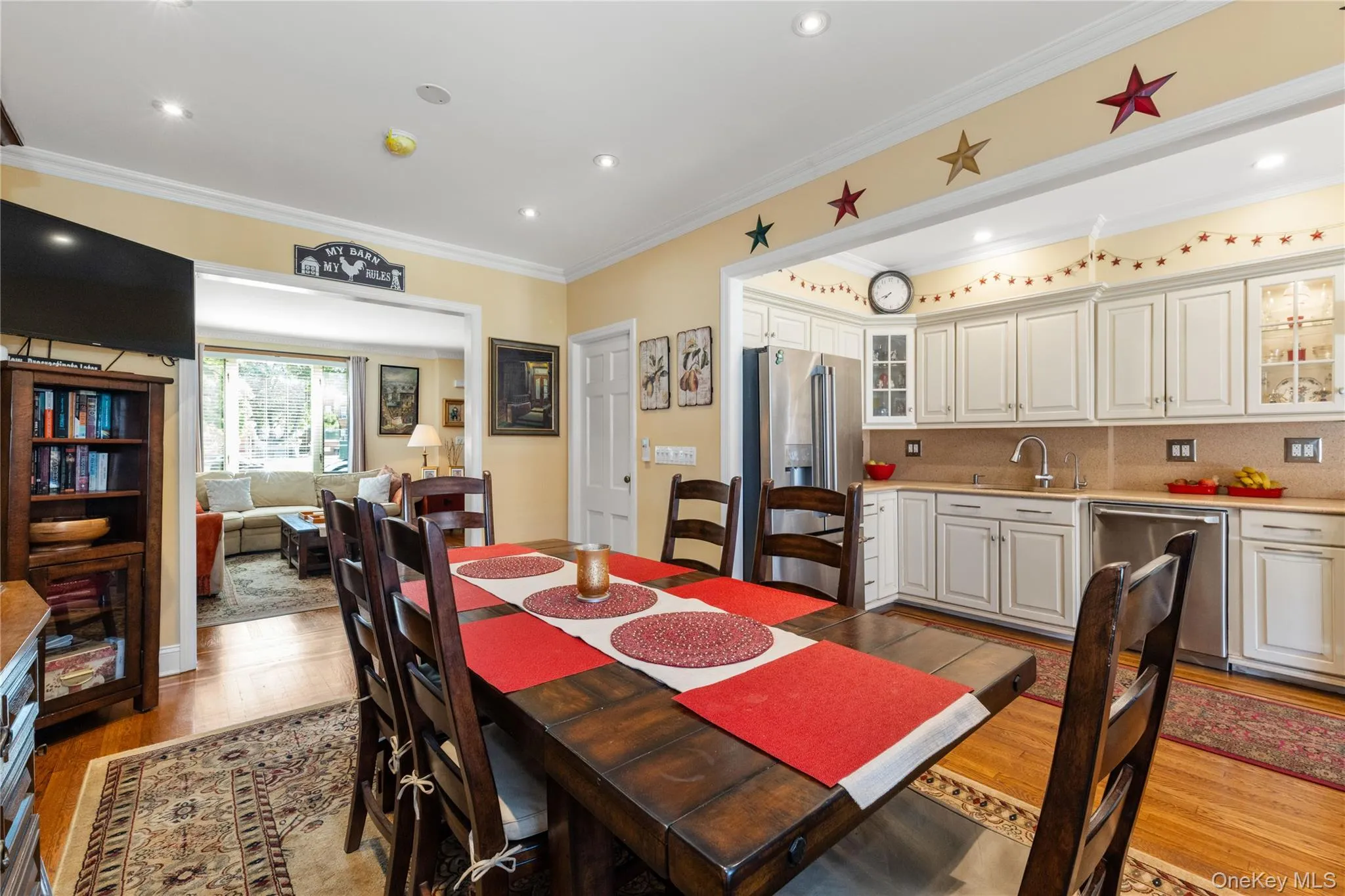 7718 83rd Street, New York, NY, 3 Bedrooms Bedrooms, 7 Rooms Rooms,2 BathroomsBathrooms,Residential,For Rent,83rd,0,KEY1016567 7718 83rd Street, New York, NY, 3 Bedrooms Bedrooms, 7 Rooms Rooms,2 BathroomsBathrooms,Residential,For Rent,83rd,0,KEY1016567