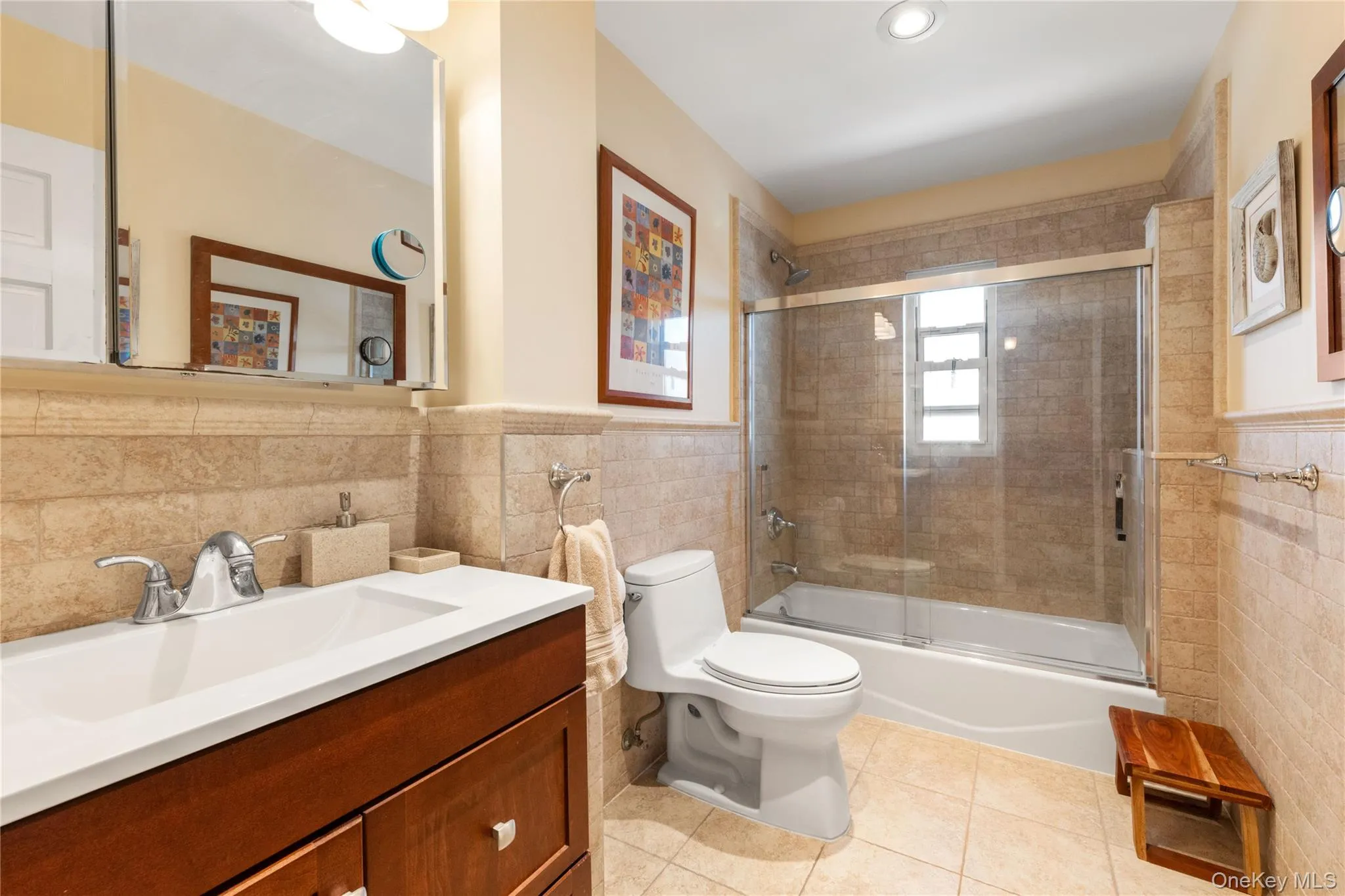 7718 83rd Street, New York, NY, 3 Bedrooms Bedrooms, 7 Rooms Rooms,2 BathroomsBathrooms,Residential,For Rent,83rd,0,KEY1016567 7718 83rd Street, New York, NY, 3 Bedrooms Bedrooms, 7 Rooms Rooms,2 BathroomsBathrooms,Residential,For Rent,83rd,0,KEY1016567