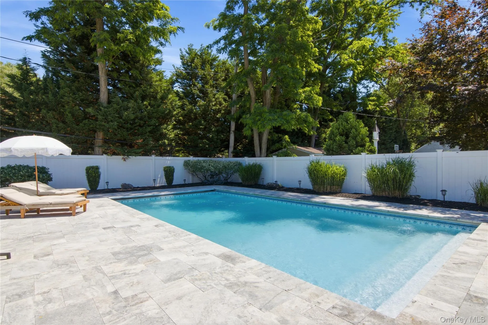 3 Del Place, Smithtown, NY, 4 Bedrooms Bedrooms, 9 Rooms Rooms,3 BathroomsBathrooms,Residential,For Rent,Del,0,KEY1016569 3 Del Place, Smithtown, NY, 4 Bedrooms Bedrooms, 9 Rooms Rooms,3 BathroomsBathrooms,Residential,For Rent,Del,0,KEY1016569