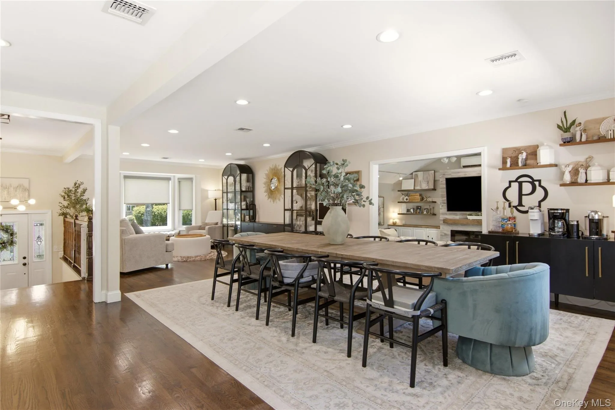 3 Del Place, Smithtown, NY, 4 Bedrooms Bedrooms, 9 Rooms Rooms,3 BathroomsBathrooms,Residential,For Rent,Del,0,KEY1016569 3 Del Place, Smithtown, NY, 4 Bedrooms Bedrooms, 9 Rooms Rooms,3 BathroomsBathrooms,Residential,For Rent,Del,0,KEY1016569