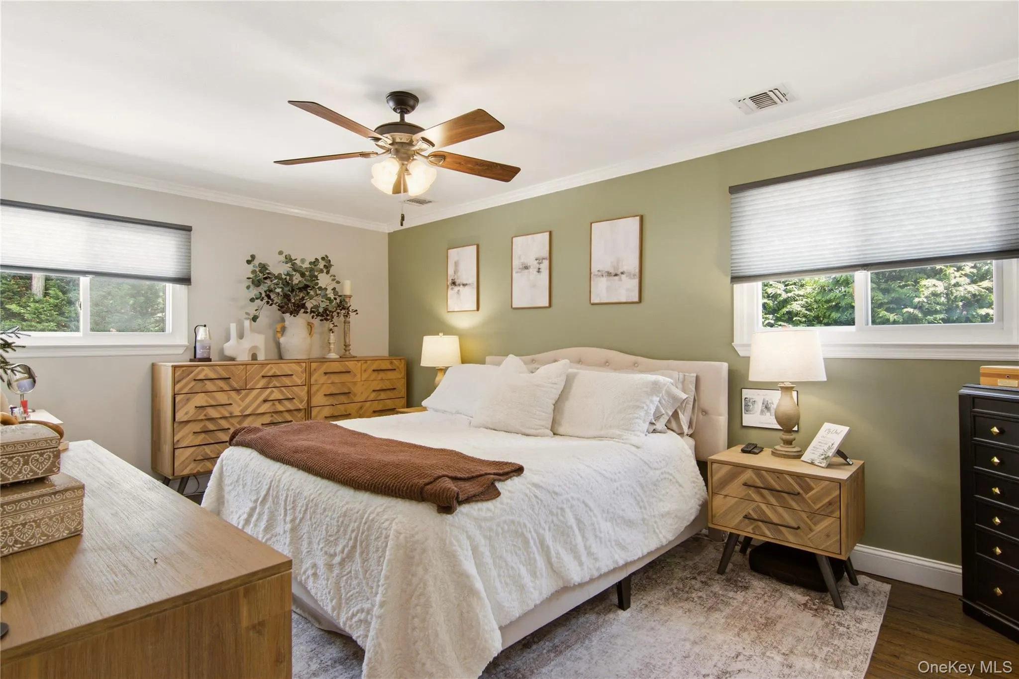 3 Del Place, Smithtown, NY, 4 Bedrooms Bedrooms, 9 Rooms Rooms,3 BathroomsBathrooms,Residential,For Rent,Del,0,KEY1016569 3 Del Place, Smithtown, NY, 4 Bedrooms Bedrooms, 9 Rooms Rooms,3 BathroomsBathrooms,Residential,For Rent,Del,0,KEY1016569
