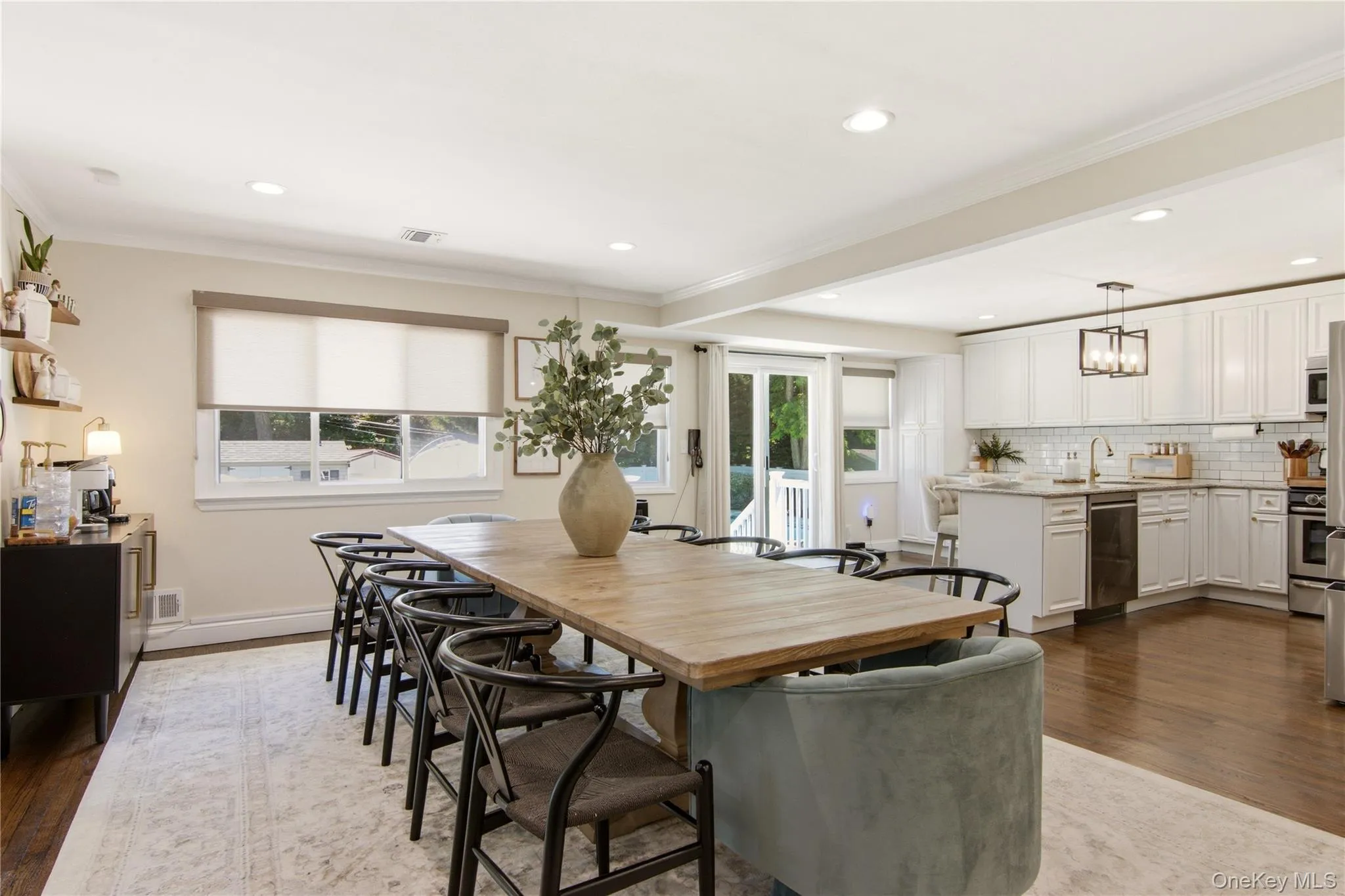 3 Del Place, Smithtown, NY, 4 Bedrooms Bedrooms, 9 Rooms Rooms,3 BathroomsBathrooms,Residential,For Rent,Del,0,KEY1016569 3 Del Place, Smithtown, NY, 4 Bedrooms Bedrooms, 9 Rooms Rooms,3 BathroomsBathrooms,Residential,For Rent,Del,0,KEY1016569