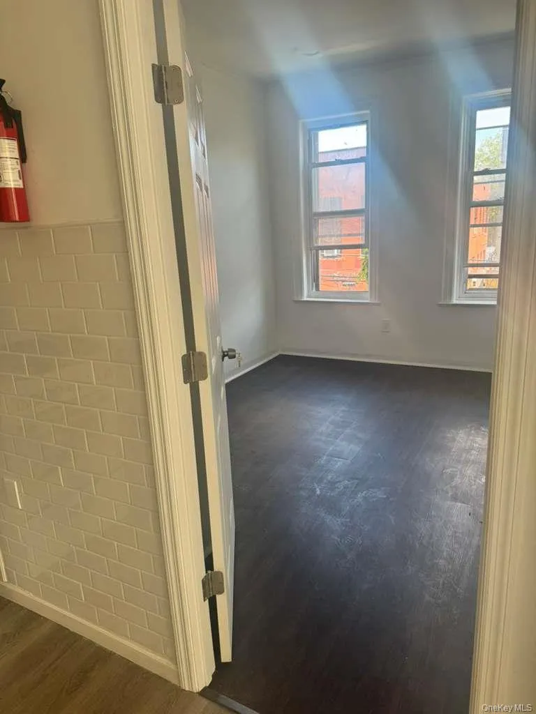 317 96th Street, New York, NY, 3 Bedrooms Bedrooms, 6 Rooms Rooms,1 BathroomBathrooms,Residential Lease,For Rent,96th,0,KEY1016571 317 96th Street, New York, NY, 3 Bedrooms Bedrooms, 6 Rooms Rooms,1 BathroomBathrooms,Residential Lease,For Rent,96th,0,KEY1016571