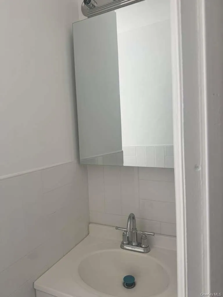 317 96th Street, New York, NY, 3 Bedrooms Bedrooms, 6 Rooms Rooms,1 BathroomBathrooms,Residential Lease,For Rent,96th,0,KEY1016571 317 96th Street, New York, NY, 3 Bedrooms Bedrooms, 6 Rooms Rooms,1 BathroomBathrooms,Residential Lease,For Rent,96th,0,KEY1016571