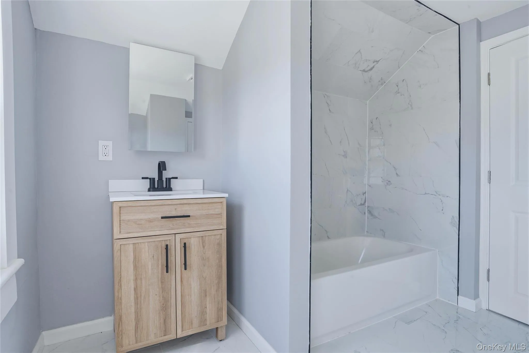 29 Harwich Street, Kingston, NY, 3 Bedrooms Bedrooms, 5 Rooms Rooms,2 BathroomsBathrooms,Residential,For Rent,Harwich,0,1016572 29 Harwich Street, Kingston, NY, 3 Bedrooms Bedrooms, 5 Rooms Rooms,2 BathroomsBathrooms,Residential,For Rent,Harwich,0,1016572