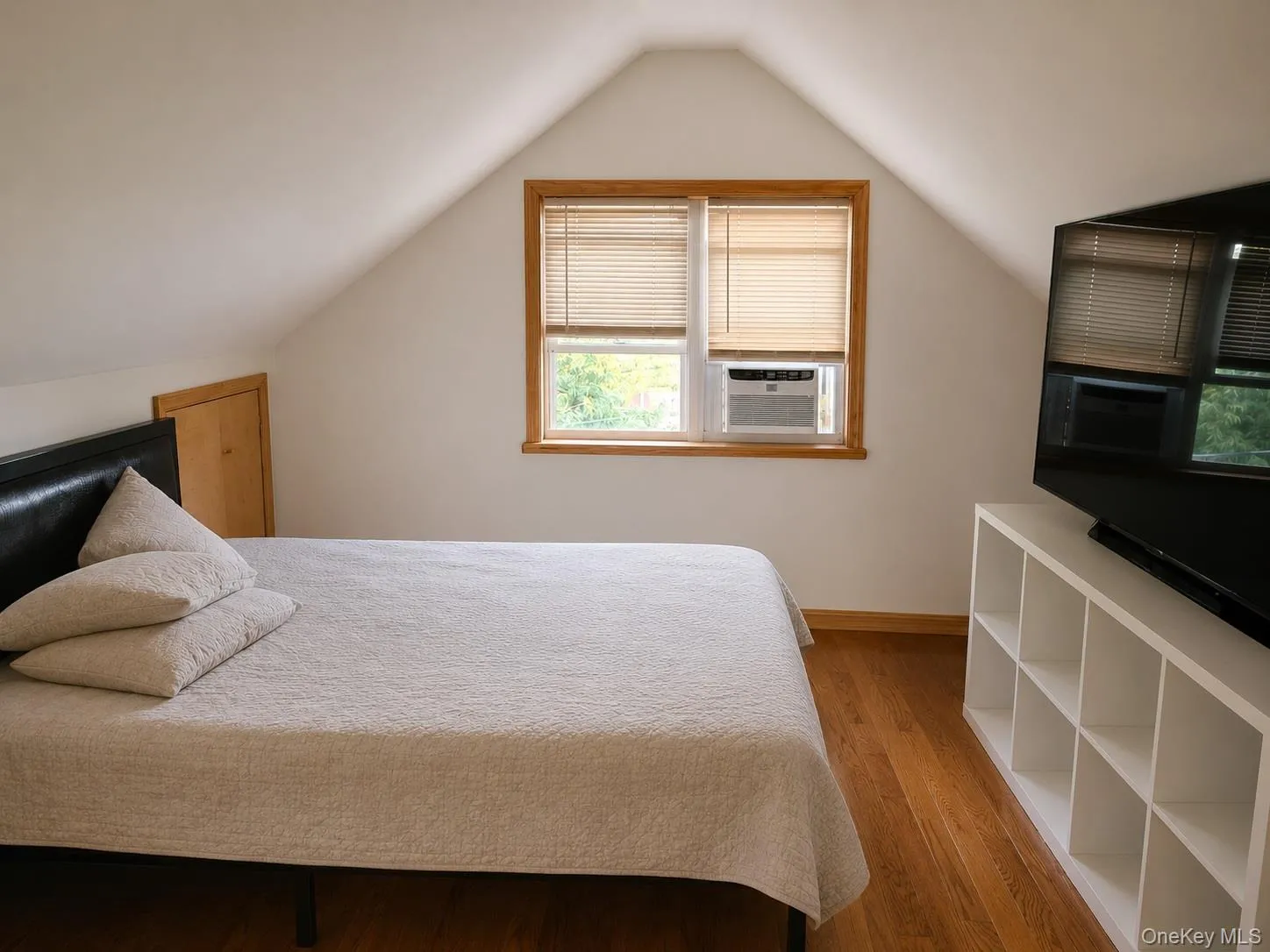 111-33 42nd Avenue, New York, NY, 6 Bedrooms Bedrooms, 12 Rooms Rooms,6 BathroomsBathrooms,Residential,For Rent,42nd,0,1016579 111-33 42nd Avenue, New York, NY, 6 Bedrooms Bedrooms, 12 Rooms Rooms,6 BathroomsBathrooms,Residential,For Rent,42nd,0,1016579