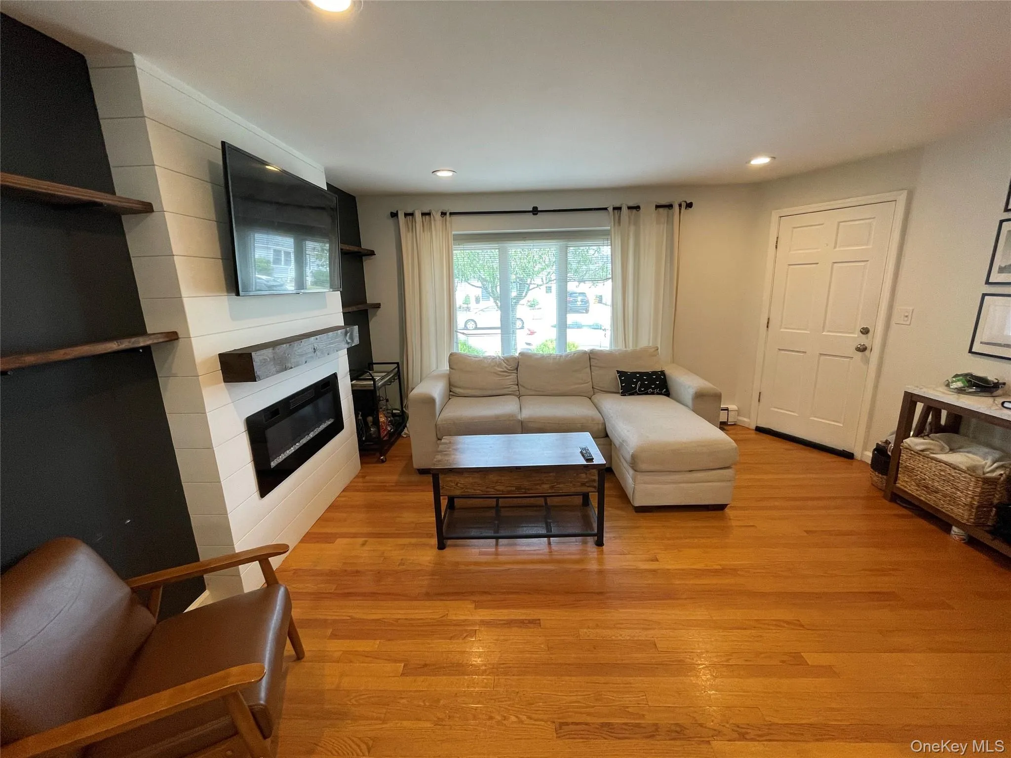 36 34th Street, Babylon, NY, 4 Bedrooms Bedrooms, 6 Rooms Rooms,2 BathroomsBathrooms,Residential,For Rent,34th,0,1016586 36 34th Street, Babylon, NY, 4 Bedrooms Bedrooms, 6 Rooms Rooms,2 BathroomsBathrooms,Residential,For Rent,34th,0,1016586