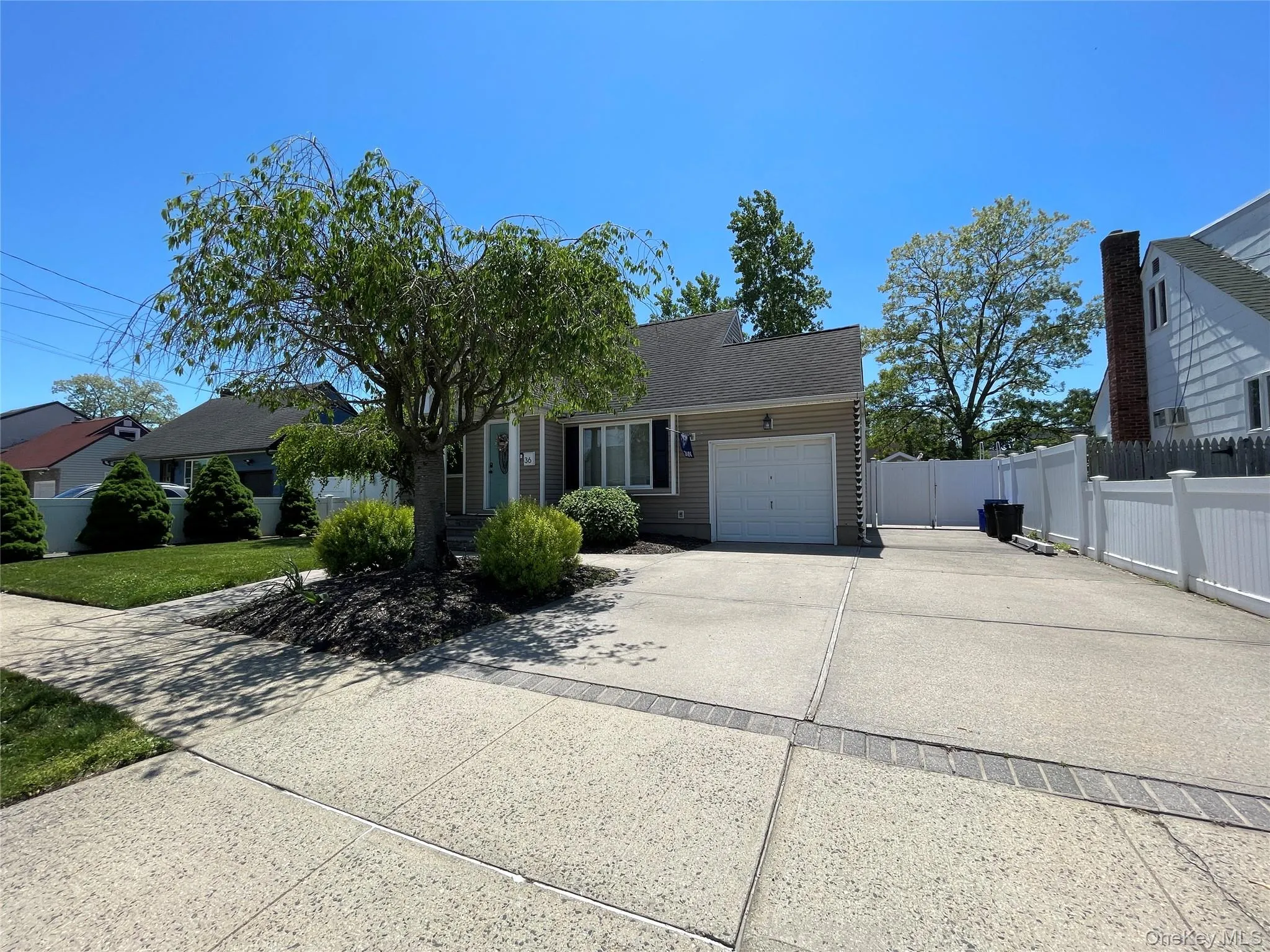 36 34th Street, Babylon, NY, 4 Bedrooms Bedrooms, 6 Rooms Rooms,2 BathroomsBathrooms,Residential,For Rent,34th,0,1016586 36 34th Street, Babylon, NY, 4 Bedrooms Bedrooms, 6 Rooms Rooms,2 BathroomsBathrooms,Residential,For Rent,34th,0,1016586