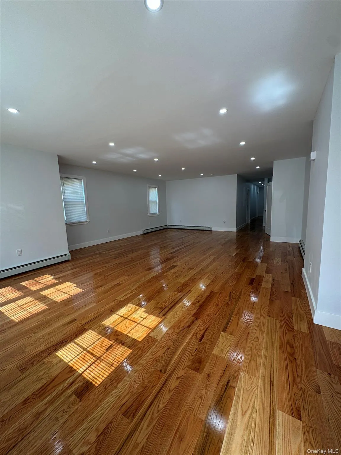 102-15 215th Street, New York, NY, 4 Bedrooms Bedrooms, 7 Rooms Rooms,2 BathroomsBathrooms,Residential Lease,For Rent,215th,0,1016587 102-15 215th Street, New York, NY, 4 Bedrooms Bedrooms, 7 Rooms Rooms,2 BathroomsBathrooms,Residential Lease,For Rent,215th,0,1016587