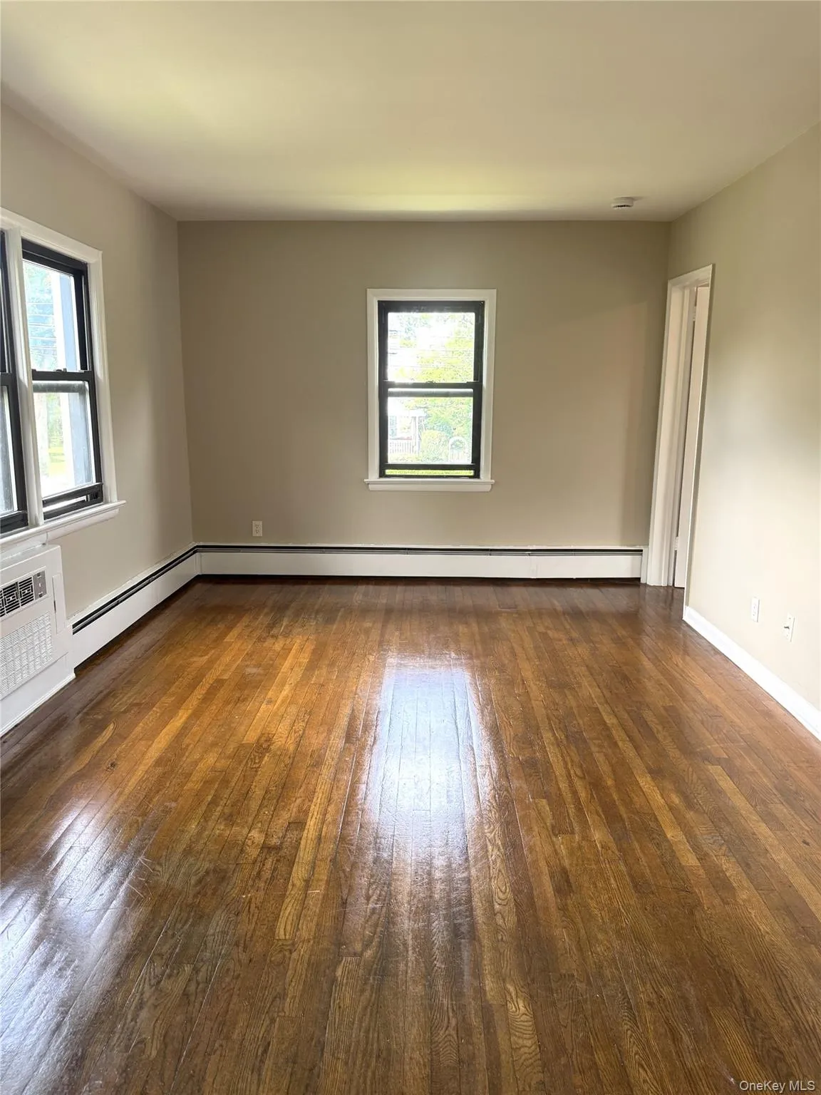 13 Cornelison Avenue, Orangetown, NY, 1 Bedroom Bedrooms, 3 Rooms Rooms,1 BathroomBathrooms,Residential Lease,For Rent,Cornelison,0,KEY1016592 13 Cornelison Avenue, Orangetown, NY, 1 Bedroom Bedrooms, 3 Rooms Rooms,1 BathroomBathrooms,Residential Lease,For Rent,Cornelison,0,KEY1016592