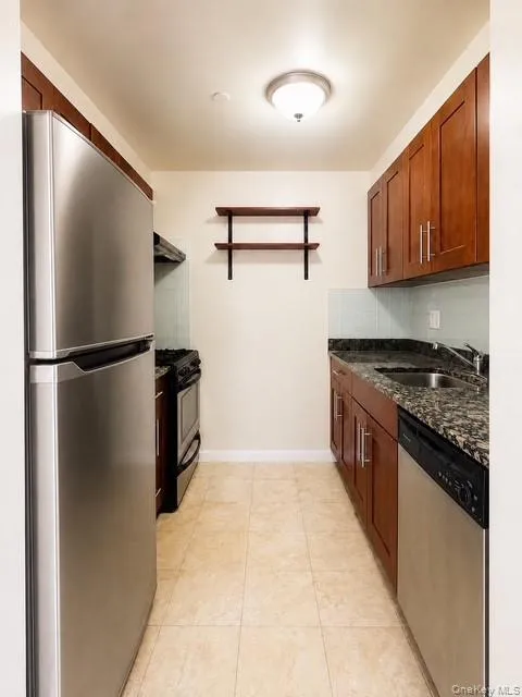 60-70 Woodhaven Boulevard, New York, NY, 2 Bedrooms Bedrooms, 4 Rooms Rooms,2 BathroomsBathrooms,Residential,For Rent,Woodhaven,0,1016597 60-70 Woodhaven Boulevard, New York, NY, 2 Bedrooms Bedrooms, 4 Rooms Rooms,2 BathroomsBathrooms,Residential,For Rent,Woodhaven,0,1016597