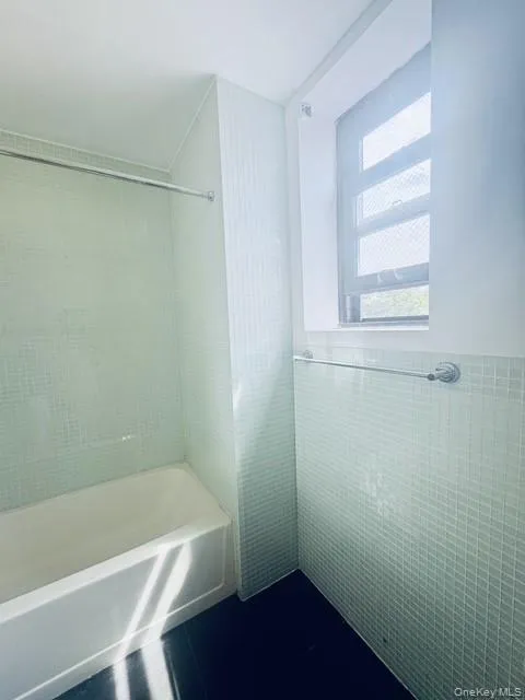 60-70 Woodhaven Boulevard, New York, NY, 2 Bedrooms Bedrooms, 4 Rooms Rooms,2 BathroomsBathrooms,Residential,For Rent,Woodhaven,0,1016597 60-70 Woodhaven Boulevard, New York, NY, 2 Bedrooms Bedrooms, 4 Rooms Rooms,2 BathroomsBathrooms,Residential,For Rent,Woodhaven,0,1016597