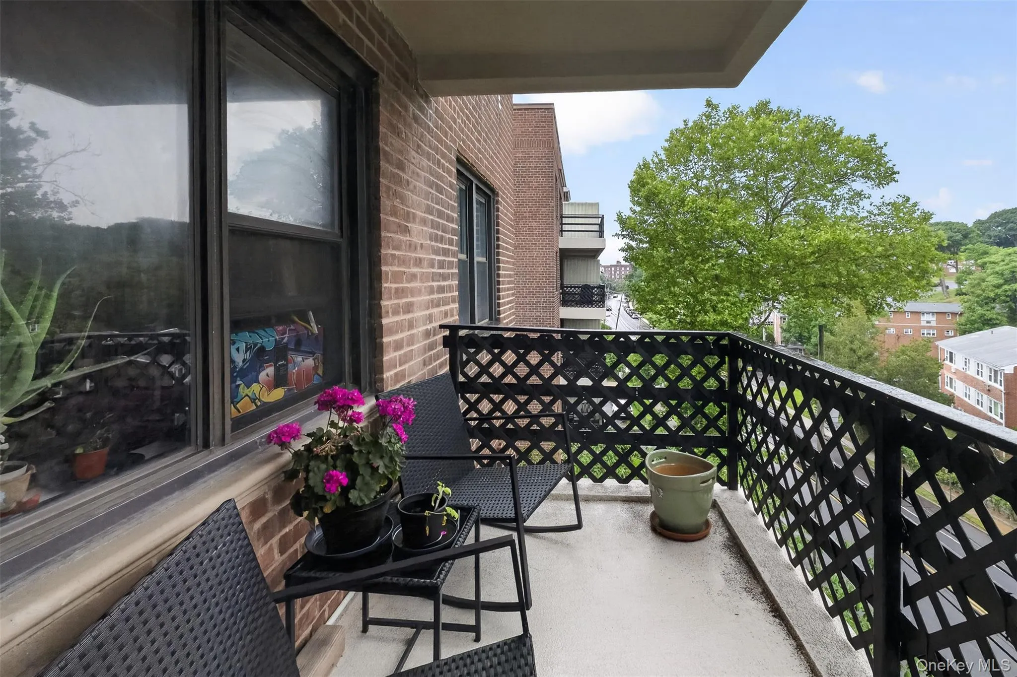 640 Pelham Road, New Rochelle, NY, 1 Bedroom Bedrooms, 4 Rooms Rooms,1 BathroomBathrooms,Residential,For Rent,Pelham,0,1016599 640 Pelham Road, New Rochelle, NY, 1 Bedroom Bedrooms, 4 Rooms Rooms,1 BathroomBathrooms,Residential,For Rent,Pelham,0,1016599