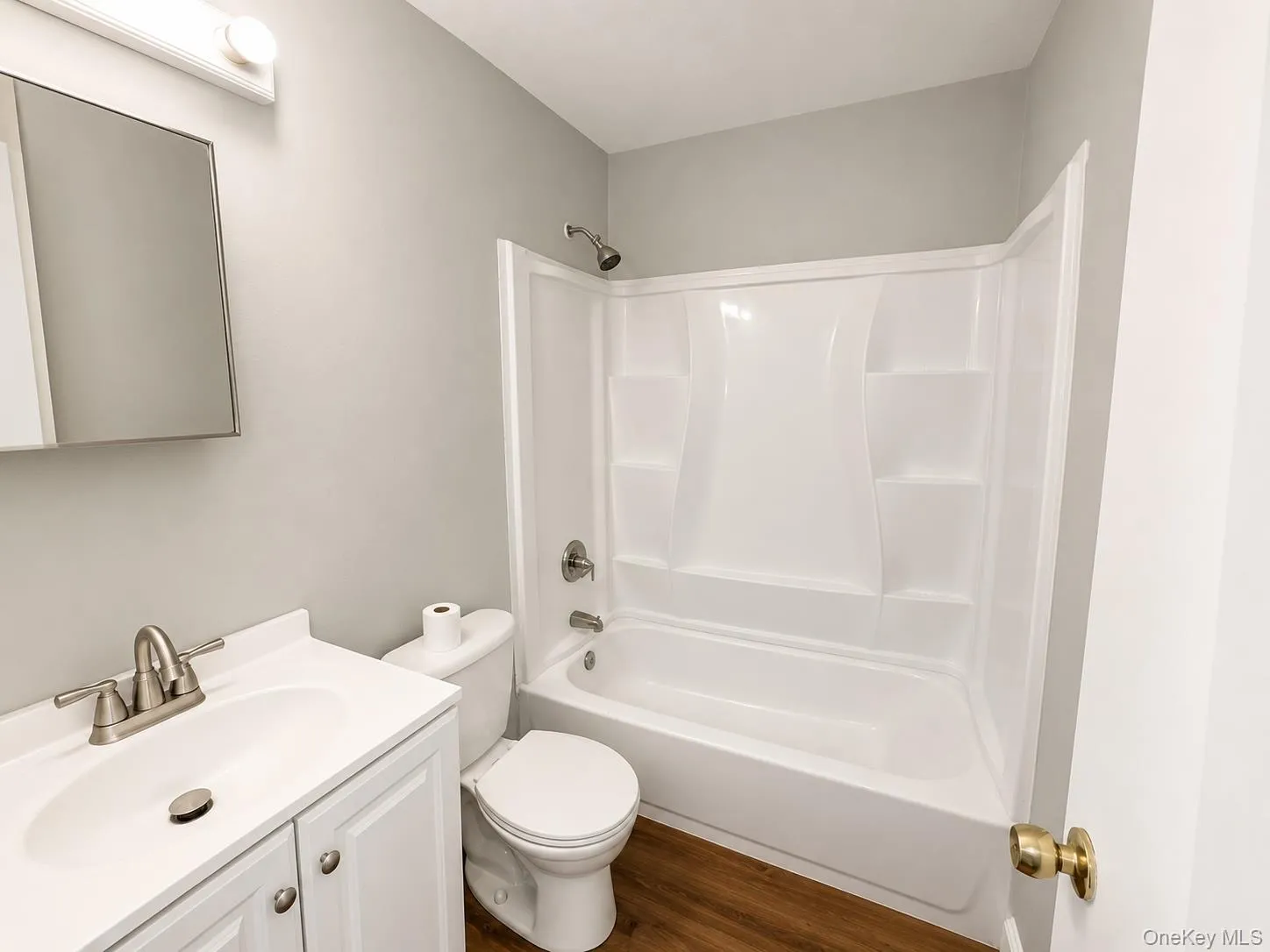22 Fife Drive, Brookhaven, NY, 3 Bedrooms Bedrooms, 6 Rooms Rooms,1 BathroomBathrooms,Residential,For Rent,Fife,0,1016602 22 Fife Drive, Brookhaven, NY, 3 Bedrooms Bedrooms, 6 Rooms Rooms,1 BathroomBathrooms,Residential,For Rent,Fife,0,1016602