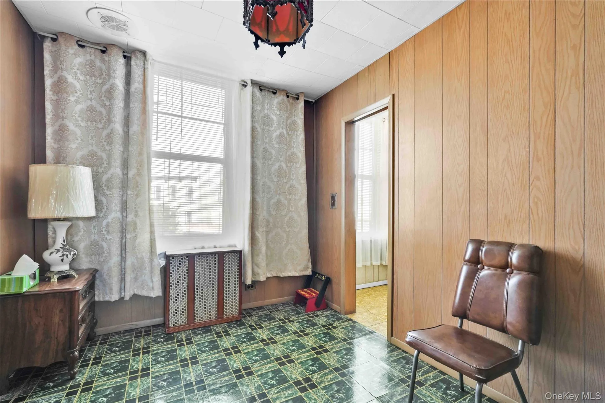 4201 Newtown Road, New York, NY, 3 Bedrooms Bedrooms, 5 Rooms Rooms,2 BathroomsBathrooms,Residential,For Rent,Newtown,0,1016603 4201 Newtown Road, New York, NY, 3 Bedrooms Bedrooms, 5 Rooms Rooms,2 BathroomsBathrooms,Residential,For Rent,Newtown,0,1016603